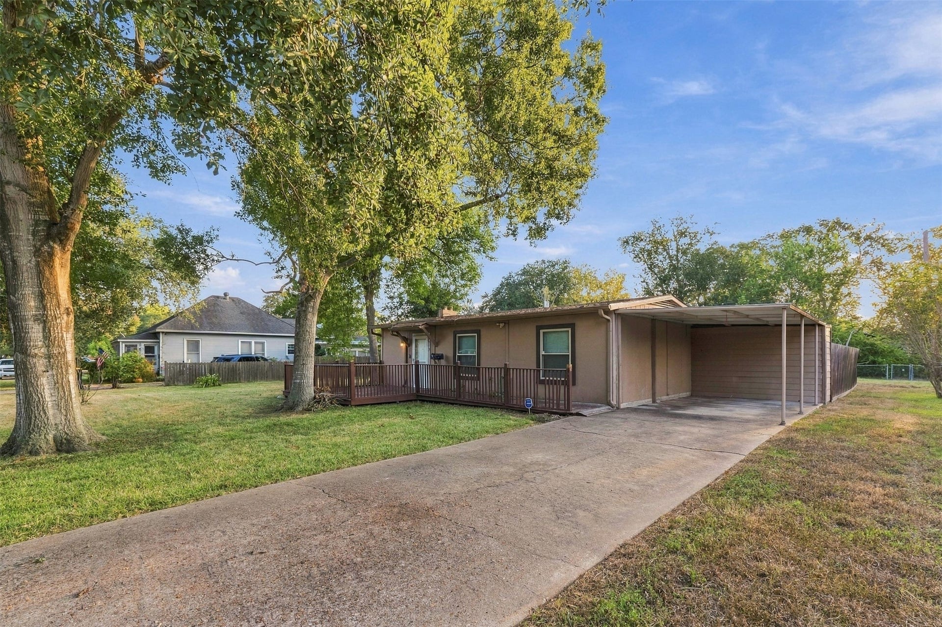 1715 Brazos Street, Rosenberg, TX 77471 1715 Brazos Street, Rosenberg, TX 77471