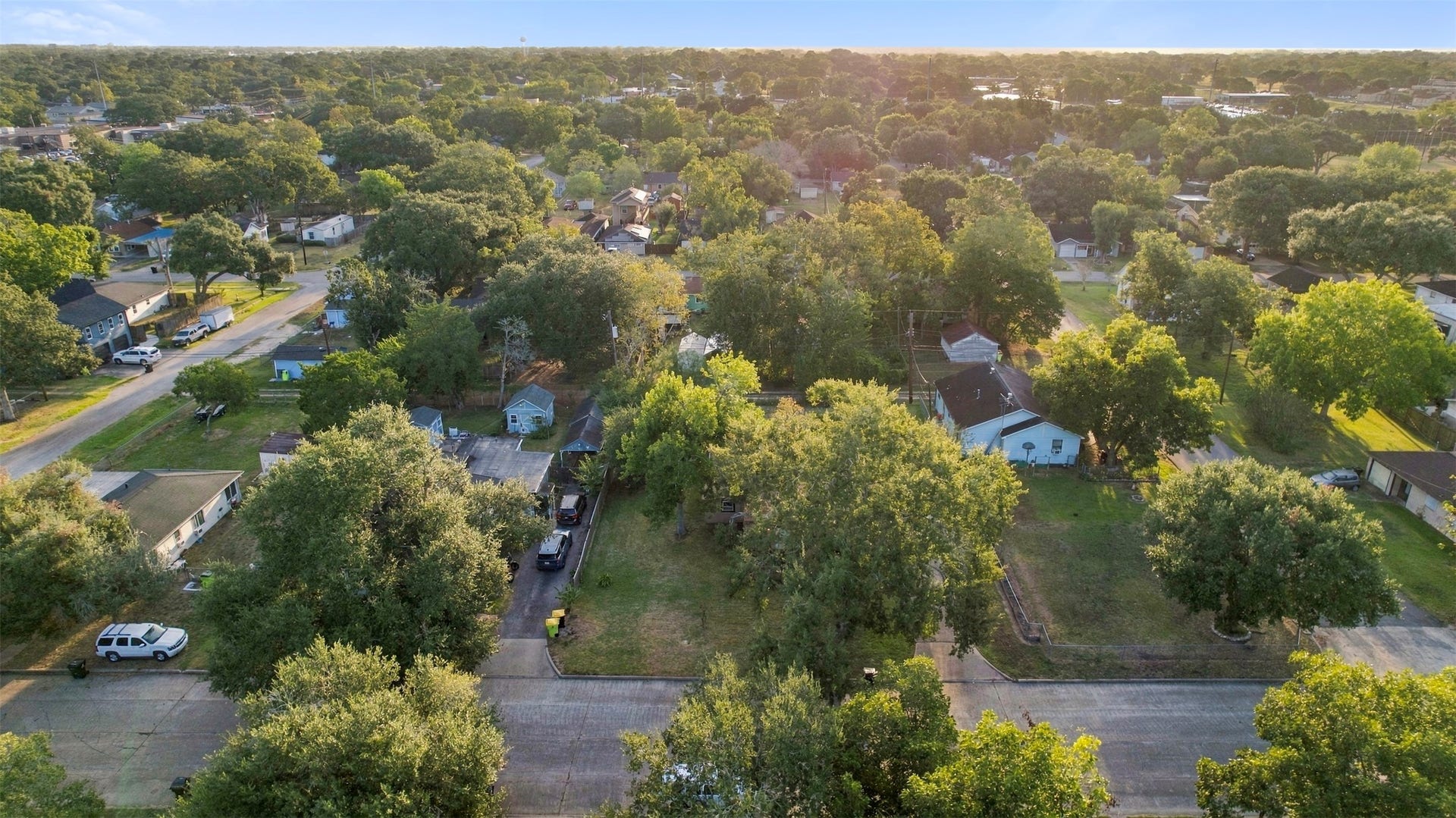 1715 Brazos Street, Rosenberg, TX 77471 1715 Brazos Street, Rosenberg, TX 77471