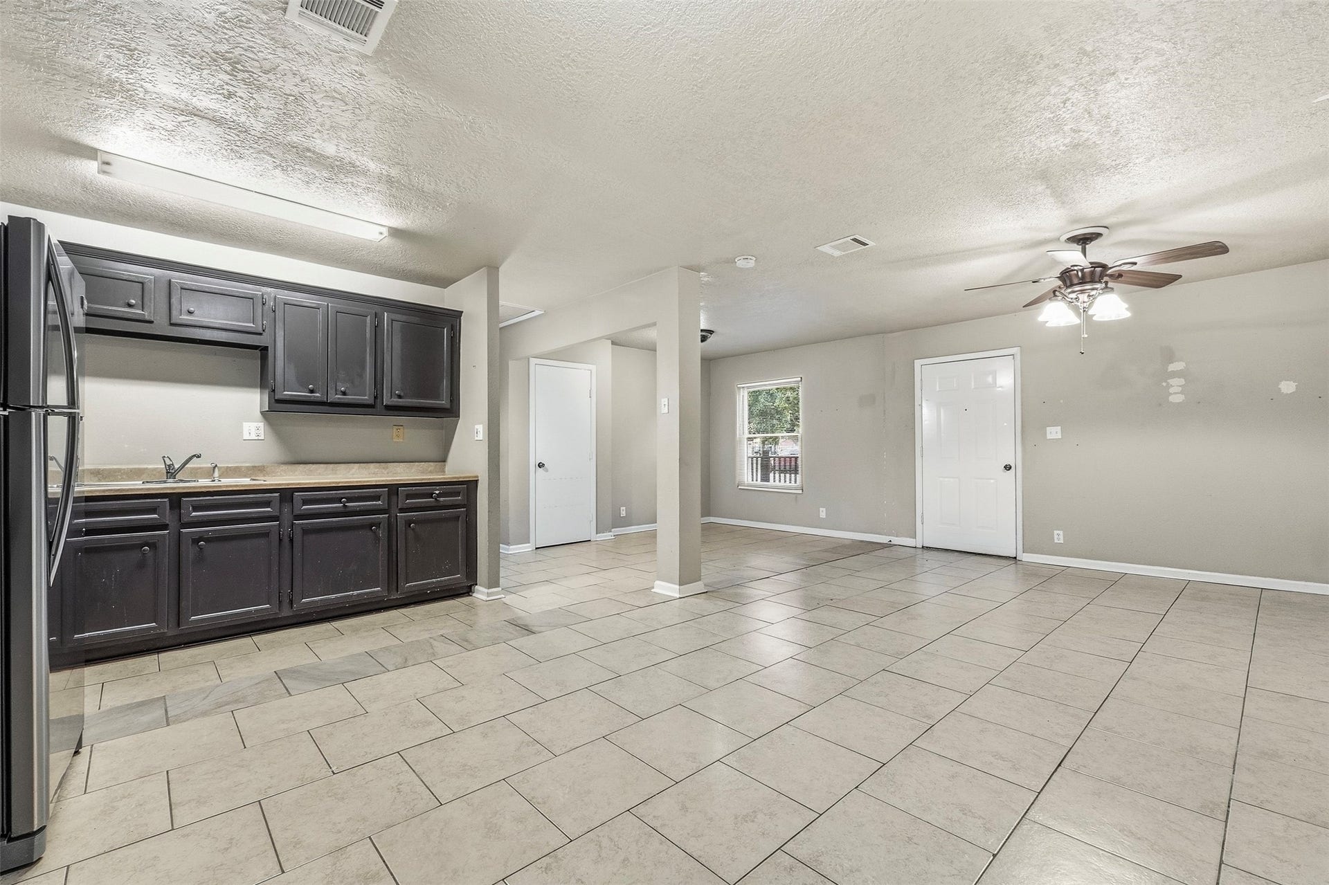 1715 Brazos Street, Rosenberg, TX 77471 1715 Brazos Street, Rosenberg, TX 77471