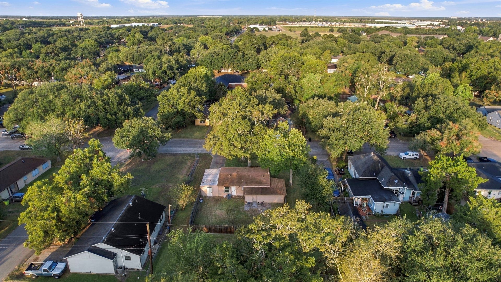 1715 Brazos Street, Rosenberg, TX 77471 1715 Brazos Street, Rosenberg, TX 77471