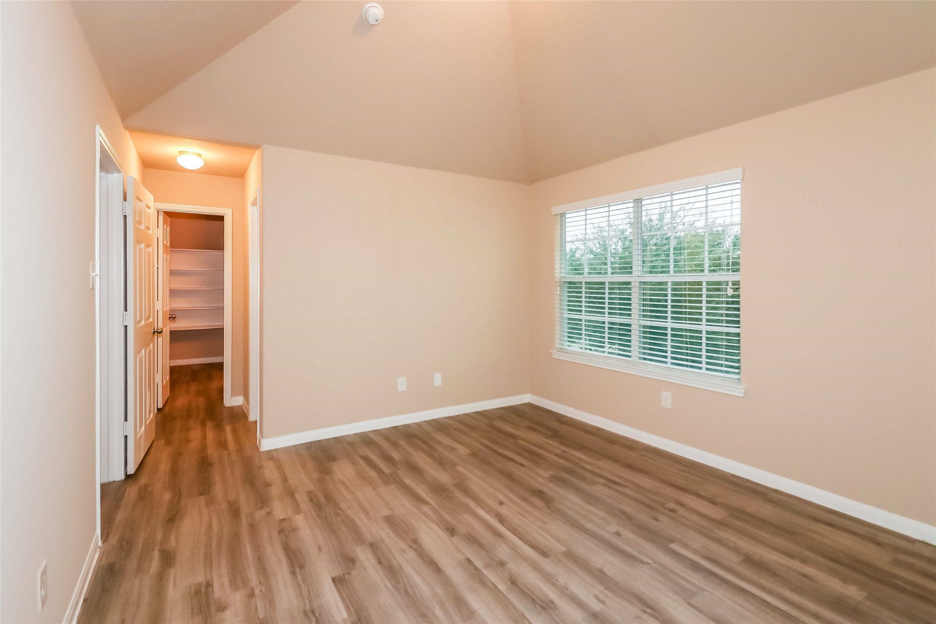 Photos may be representative of the floor plan and not the exact home. Finishes, layout, and features of the actual property for lease may vary.