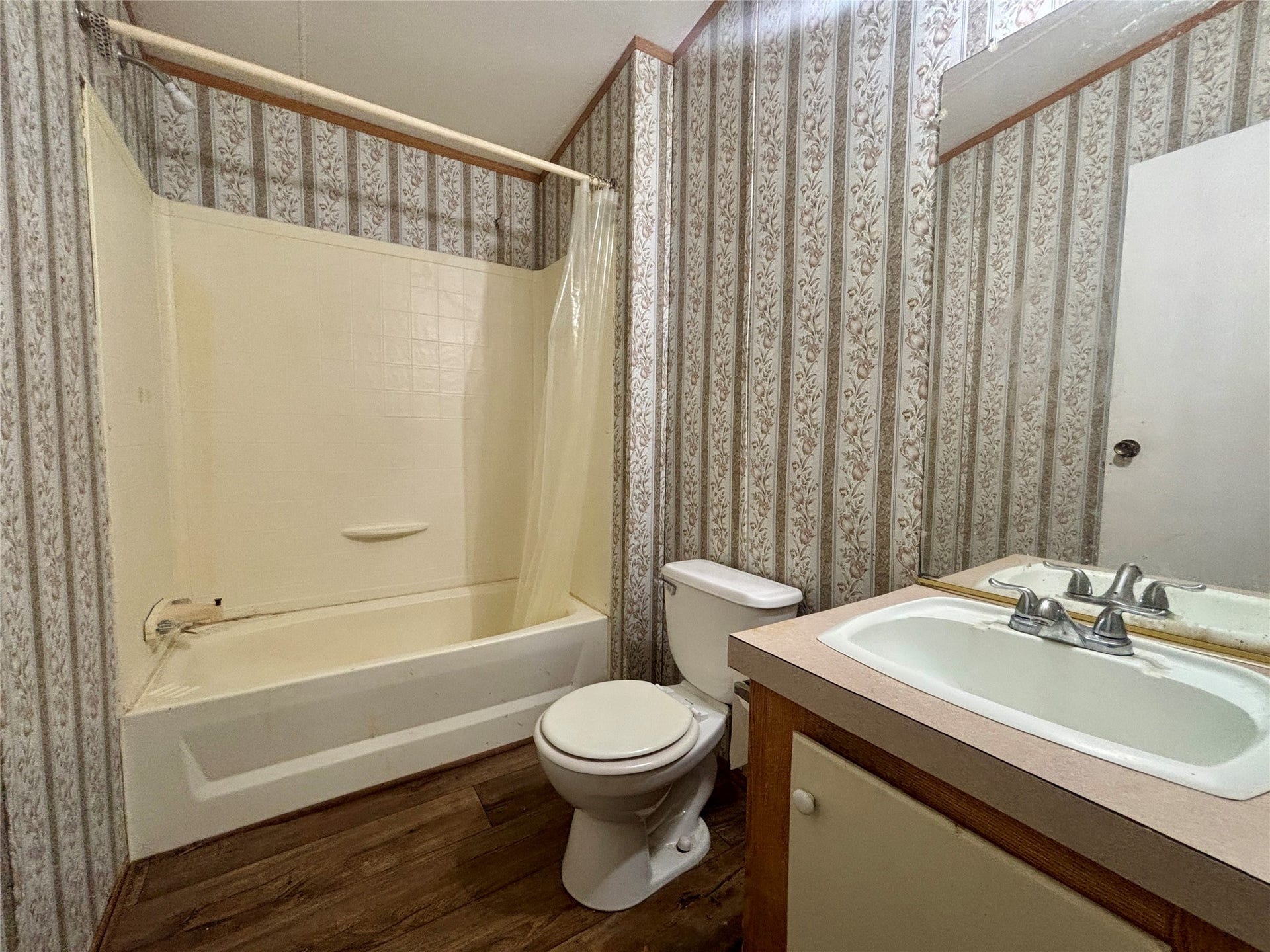 9634 Live Oak Trail, Willis, TX 77318 9634 Live Oak Trail, Willis, TX 77318
