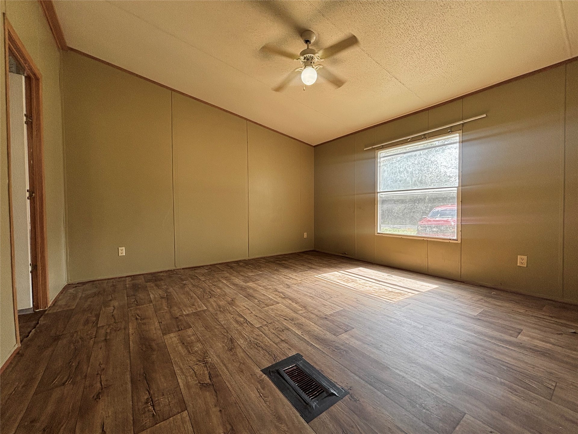 9634 Live Oak Trail, Willis, TX 77318 9634 Live Oak Trail, Willis, TX 77318