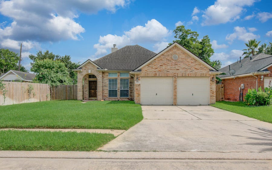 Property photo for 18303 Brenwood Manor Drive, Katy, TX