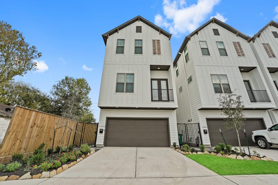Property photo for 1108 Brooks Street, Houston, TX