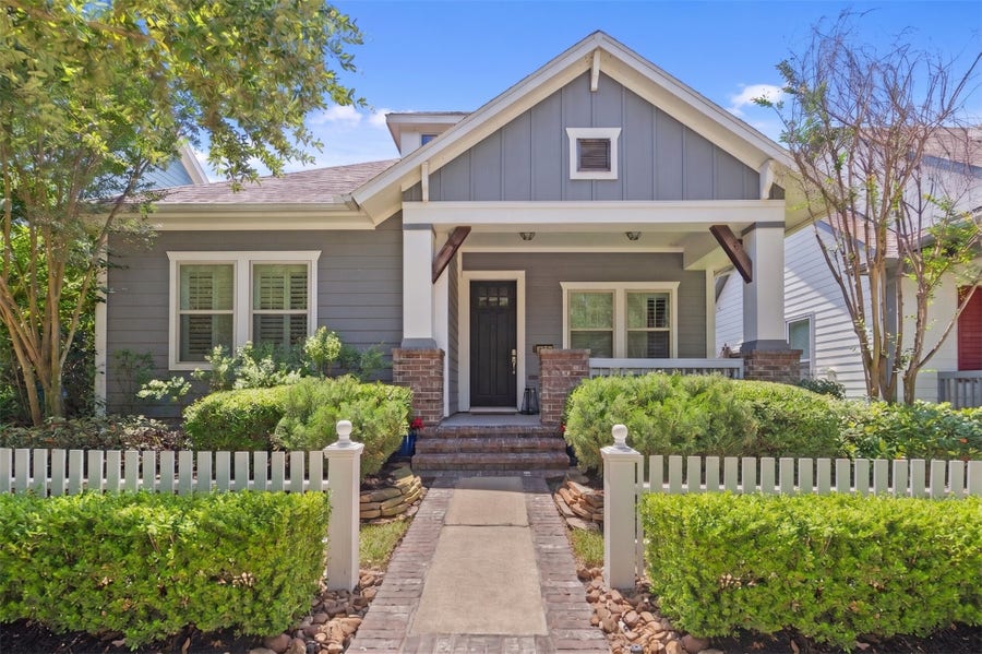 Property photo for 17031 Seminole Ridge Drive, Cypress, TX