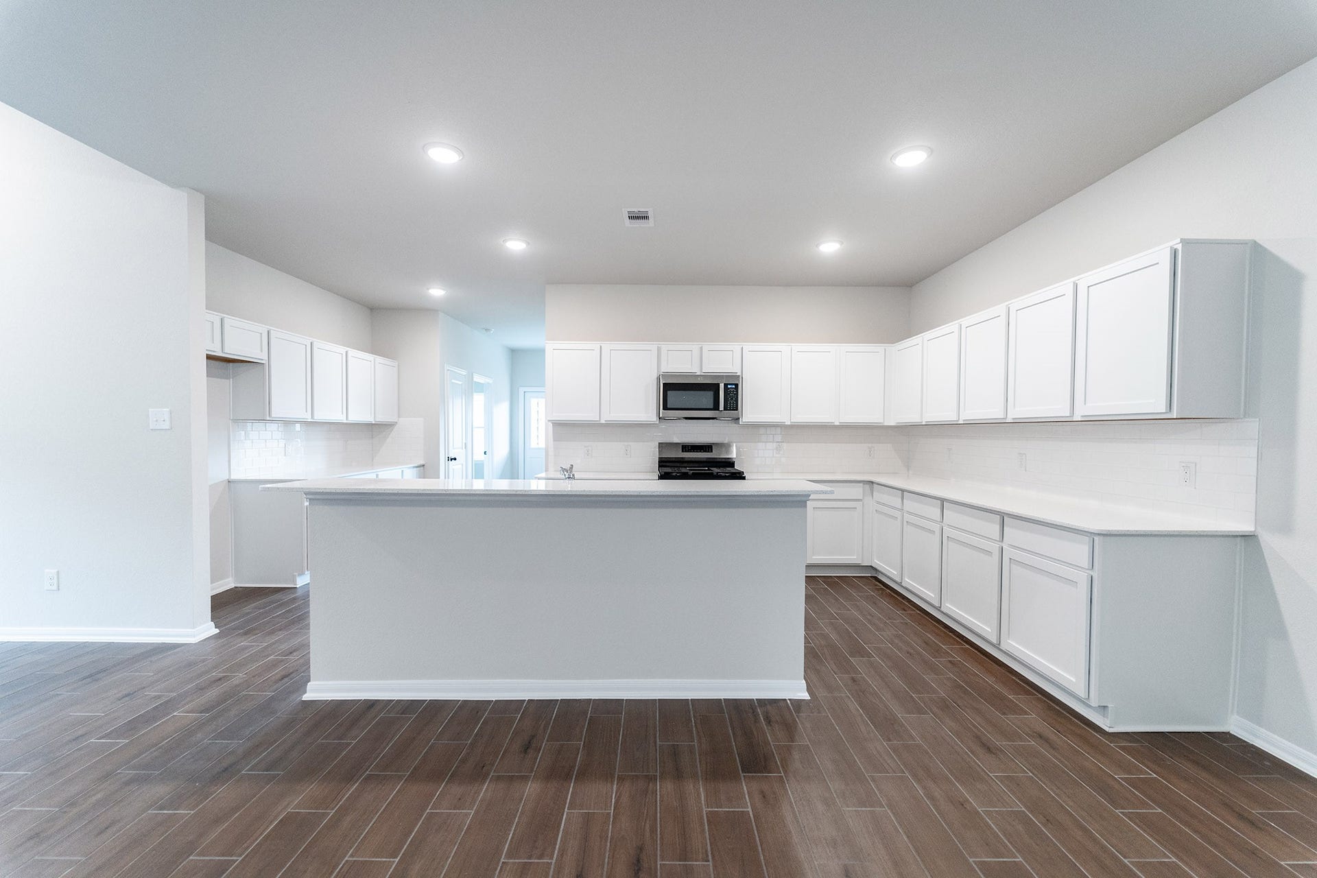 1926 Middle Pass Lane, Angleton, TX 77515 1926 Middle Pass Lane, Angleton, TX 77515