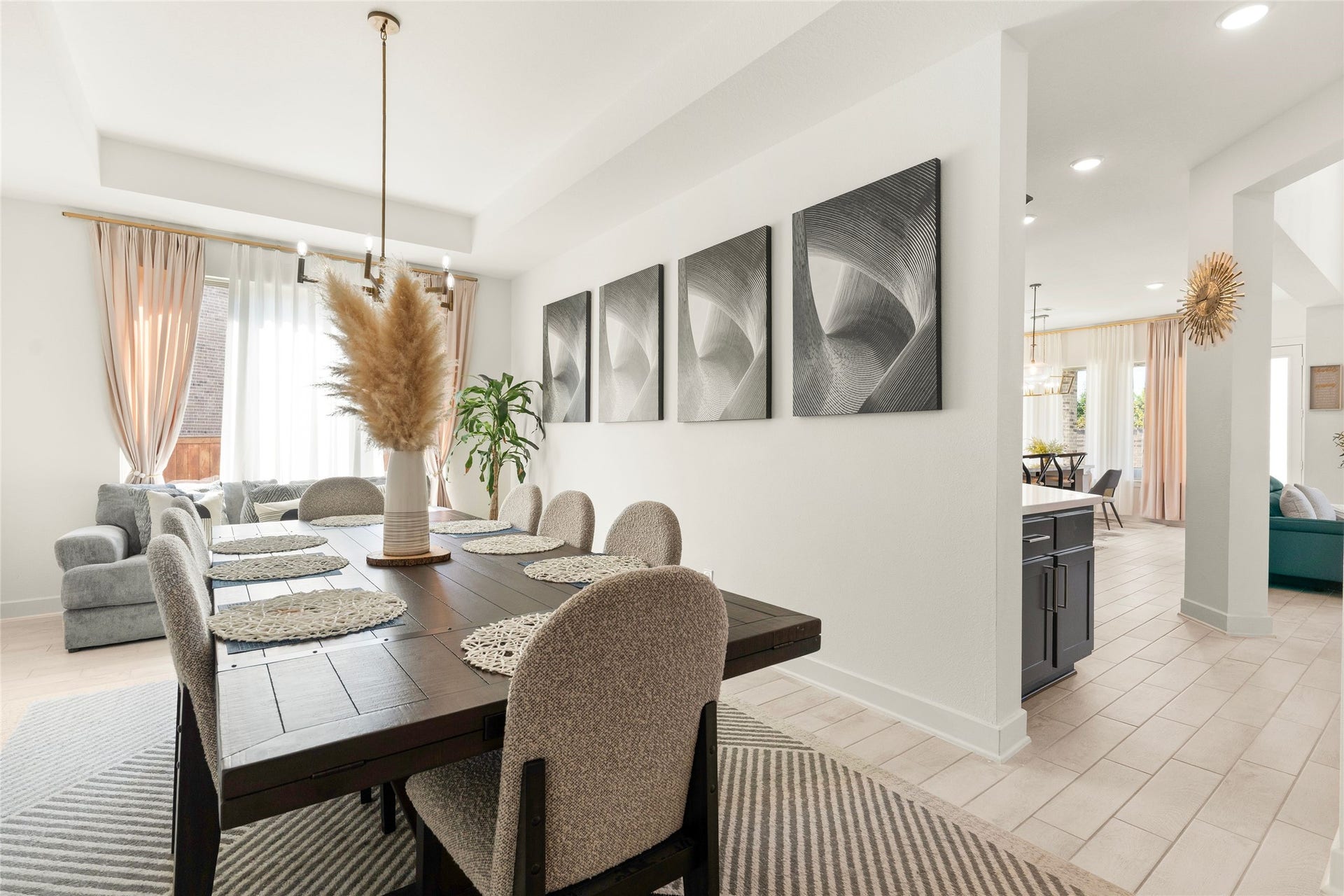 11111 Zinnias Court, Cypress, TX 77433 From the graceful chandelier to the beautifully finished walls, this dining room makes every occasion feel a little more special.