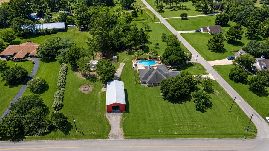 Property photo for 16558 Green Meadow Loop, Willis, TX