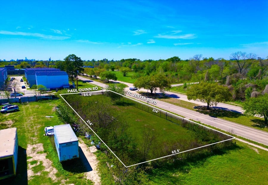Property photo for 5704 W TC Jester Boulevard, Houston, TX