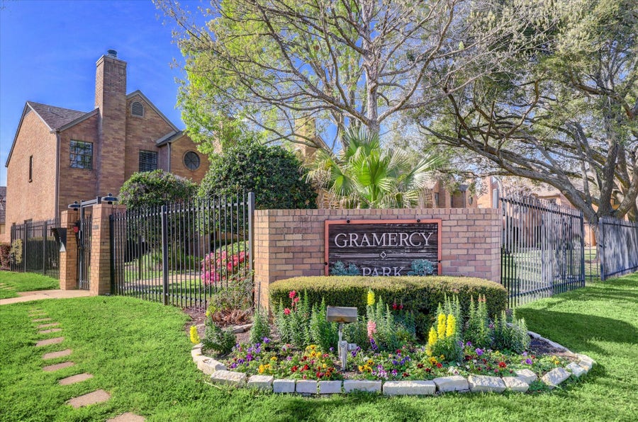 Property photo for 3200 Bellefontaine Street, #73, Houston, TX