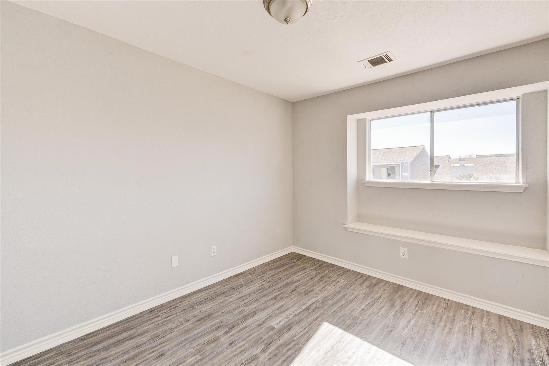 10318 Sommerville Avenue, Houston, TX 77041 10318 Sommerville Avenue, Houston, TX 77041