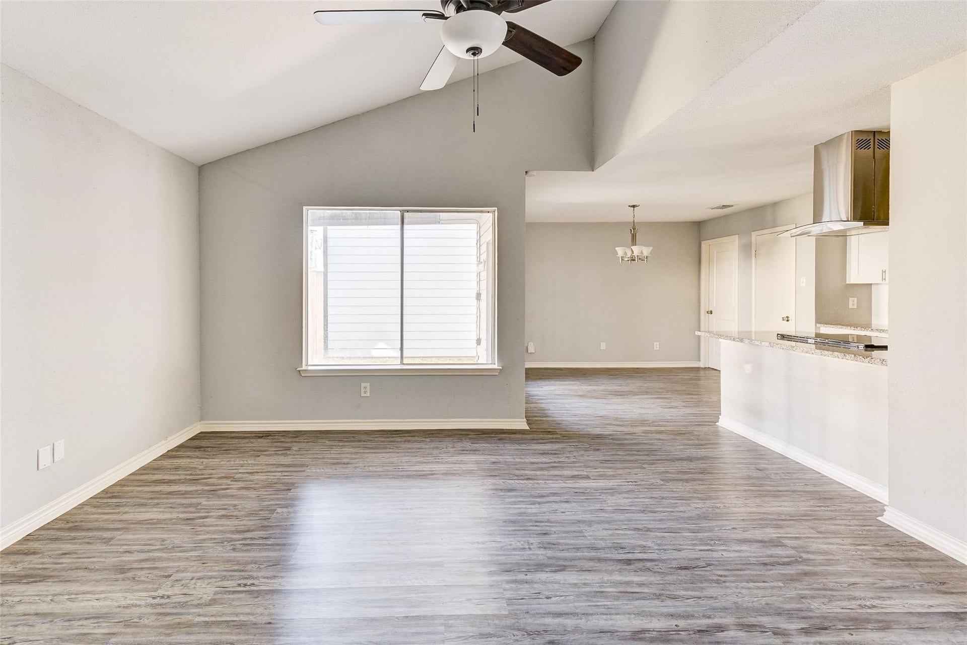 10318 Sommerville Avenue, Houston, TX 77041 10318 Sommerville Avenue, Houston, TX 77041