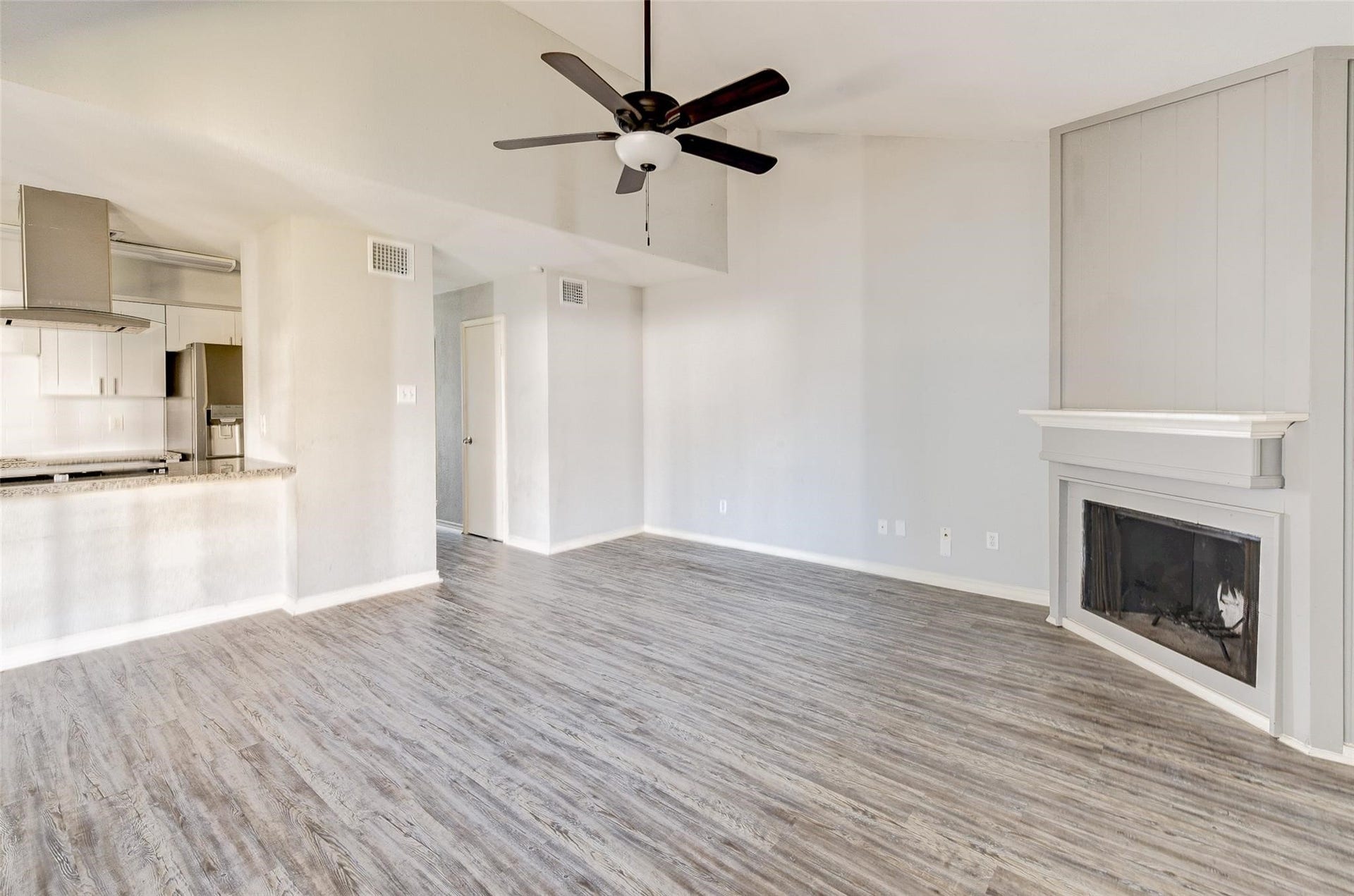 10318 Sommerville Avenue, Houston, TX 77041 10318 Sommerville Avenue, Houston, TX 77041