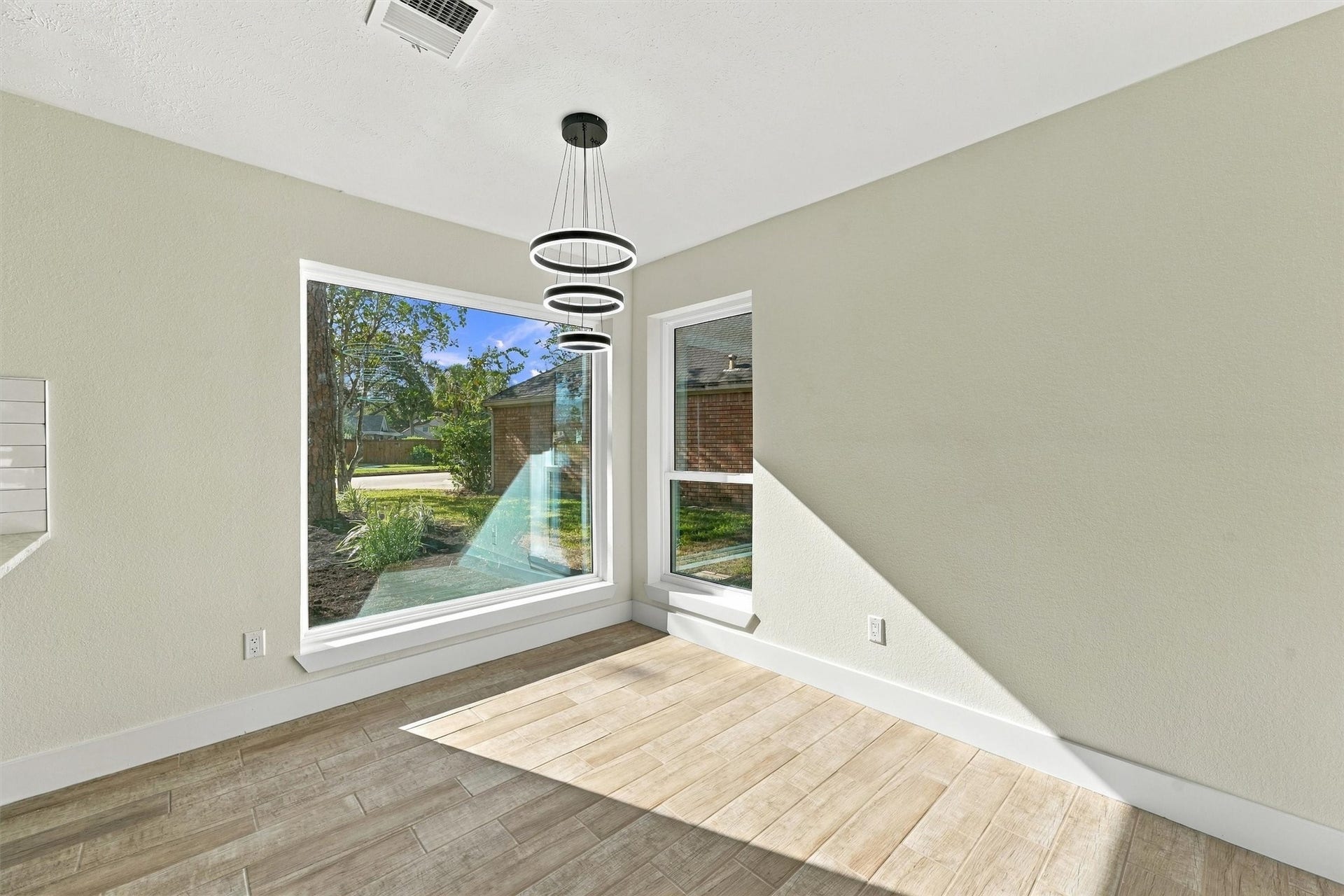4756 Oakmont Court, League City, TX 77573 4756 Oakmont Court, League City, TX 77573