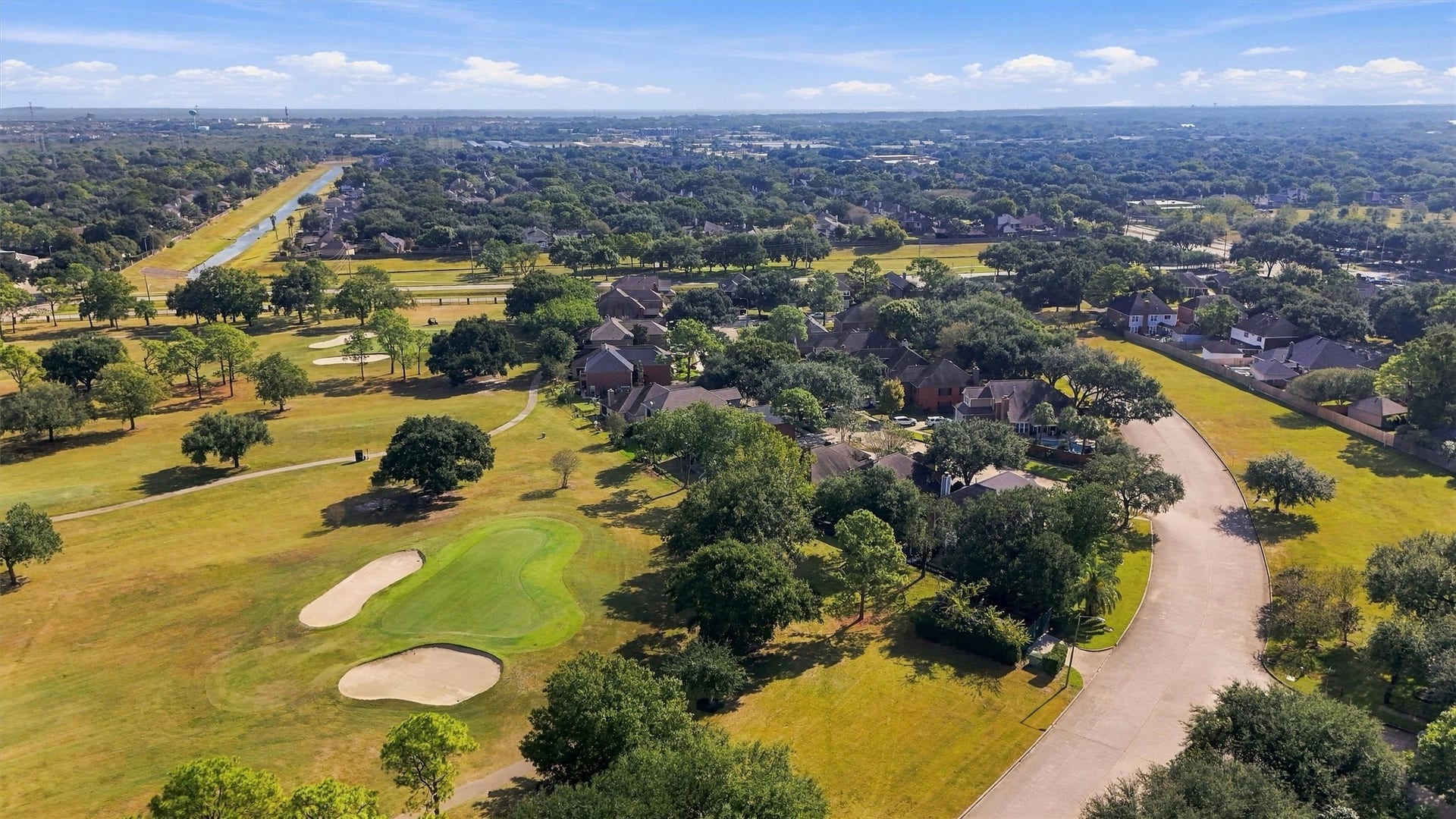 4756 Oakmont Court, League City, TX 77573 4756 Oakmont Court, League City, TX 77573