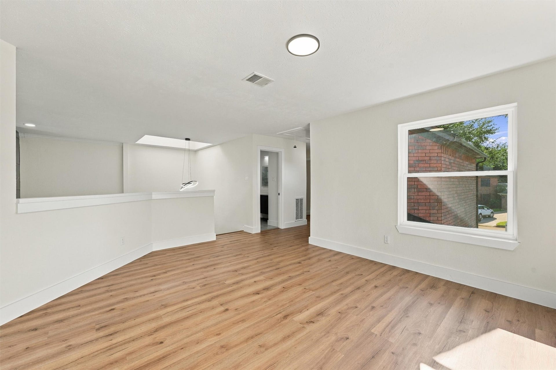 4756 Oakmont Court, League City, TX 77573 Gameroom loft