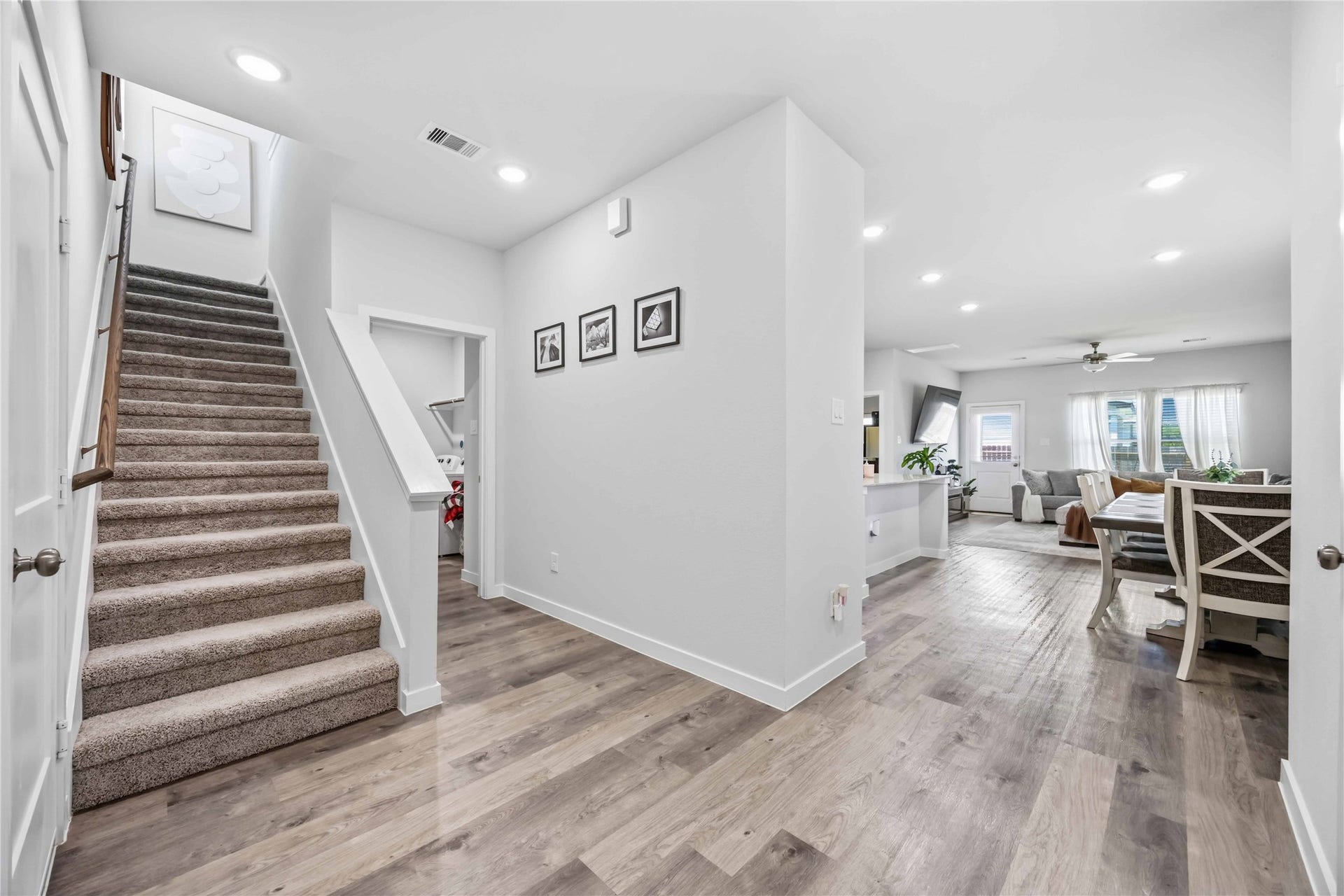 Grand Entry Area