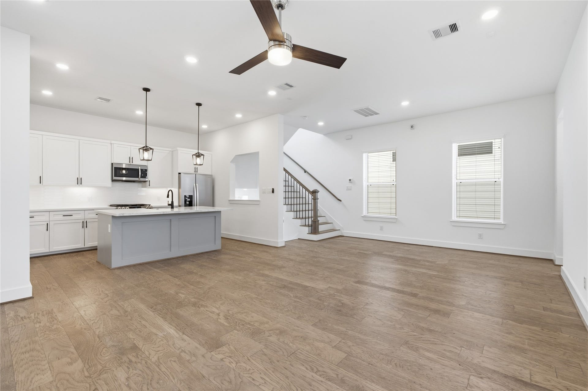 712 W Donovan Street, #C, Houston, TX 77091