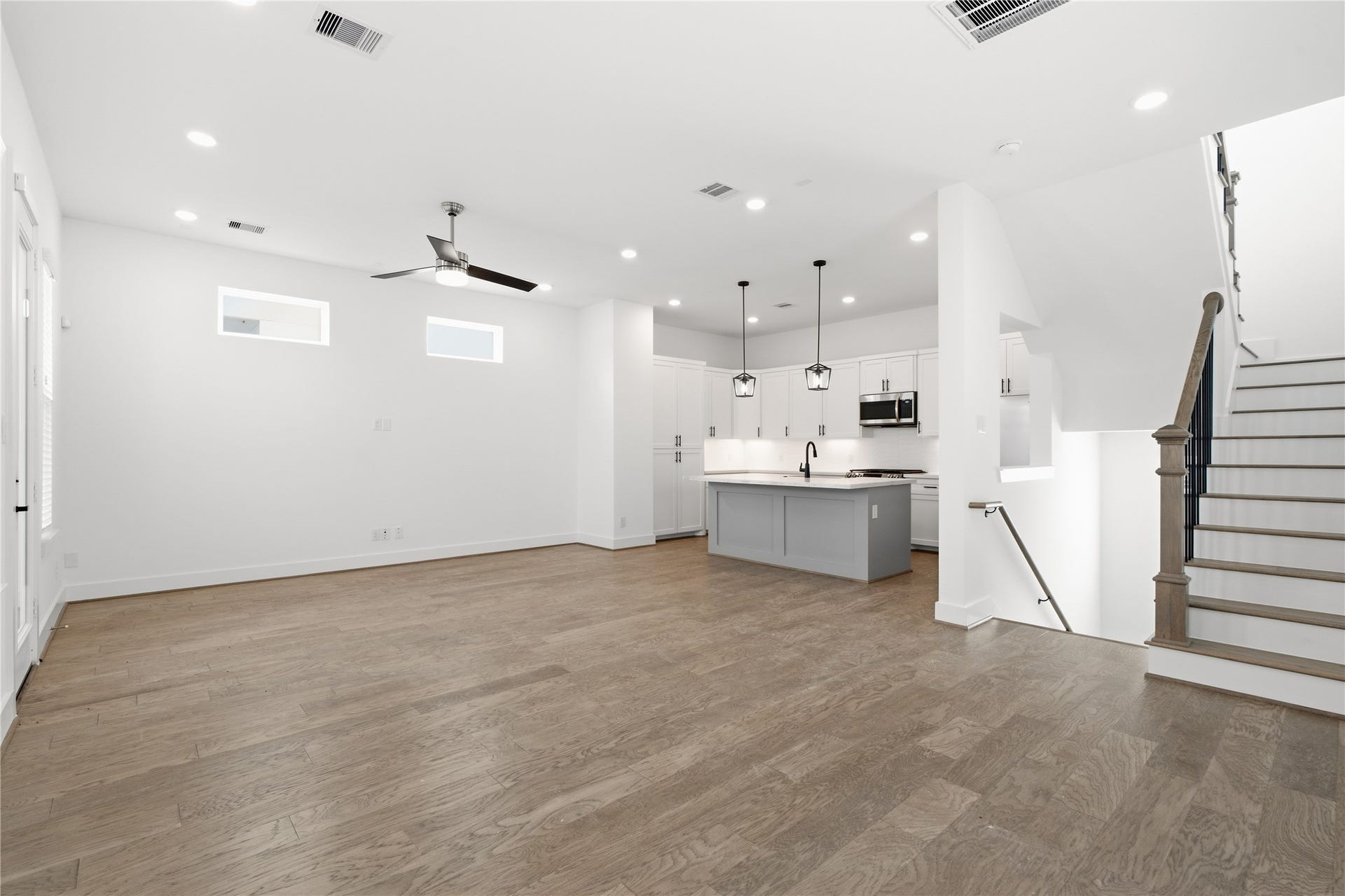 712 W Donovan Street, #C, Houston, TX 77091
