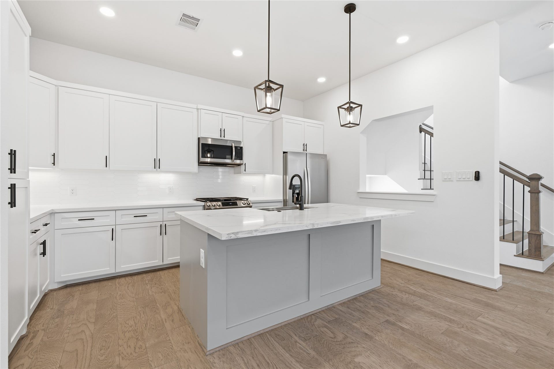 712 W Donovan Street, #C, Houston, TX 77091