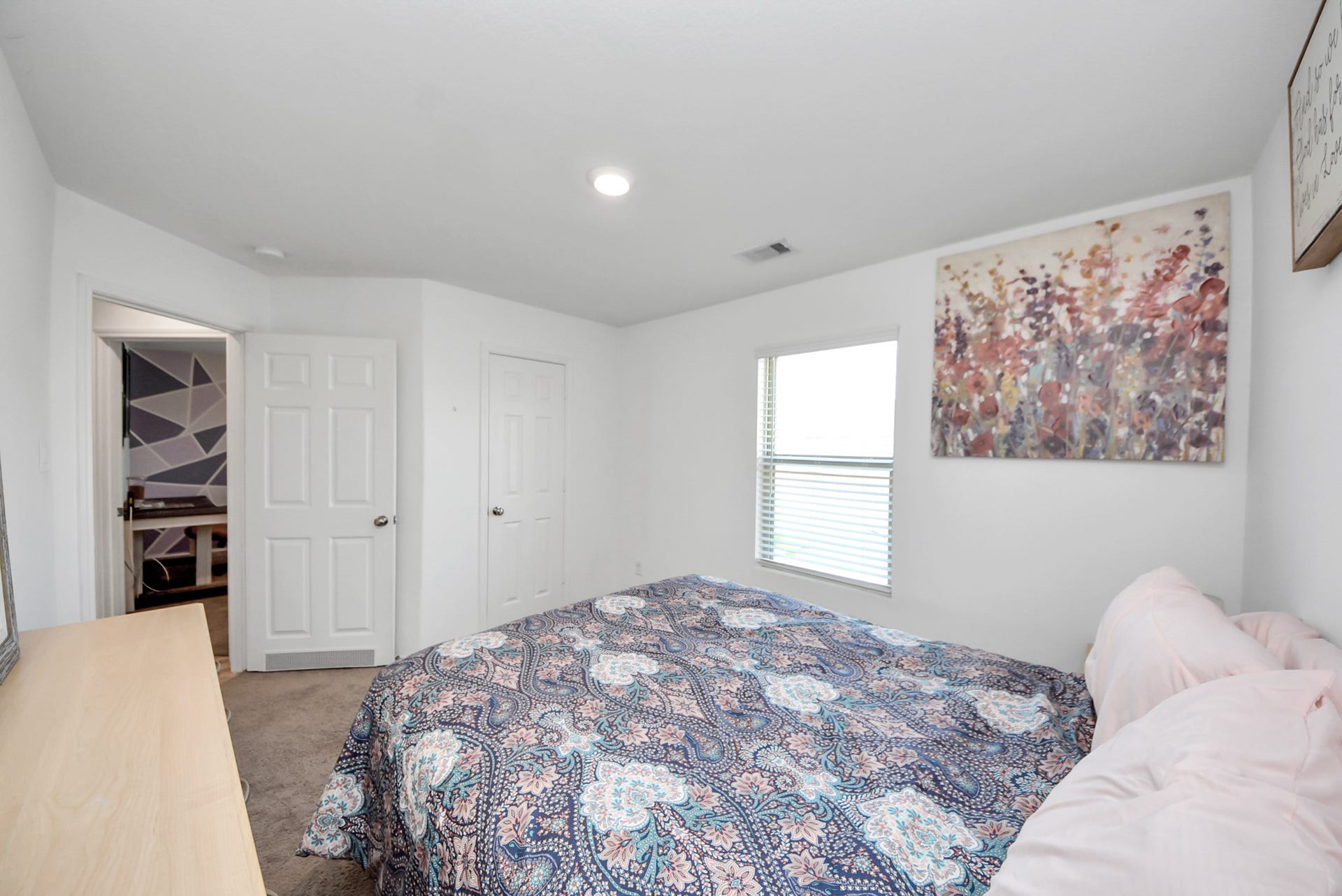 8611 River Crest Drive, Baytown, TX 77521 8611 River Crest Drive, Baytown, TX 77521