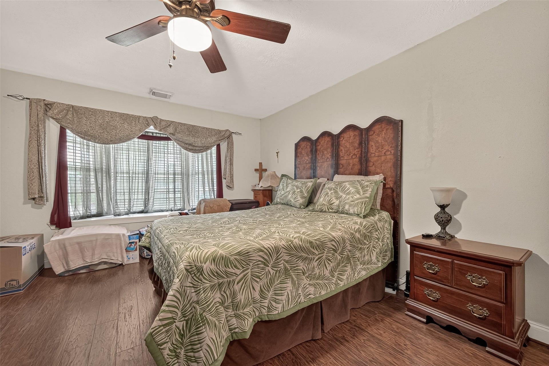 2016 Meadow Lane, Richmond, TX 77469 2016 Meadow Lane, Richmond, TX 77469