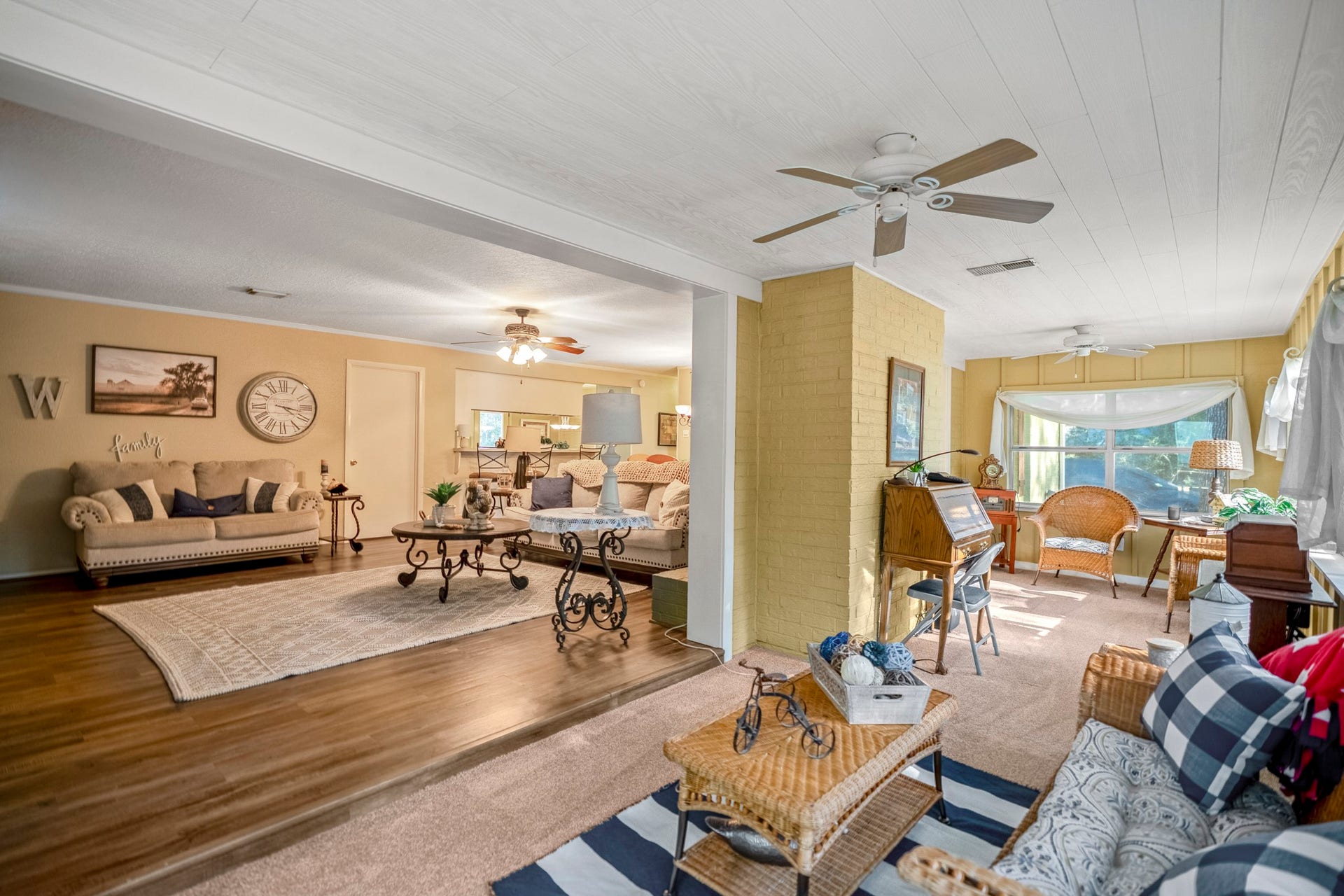 2001 Northshore Drive, Conroe, TX 77304