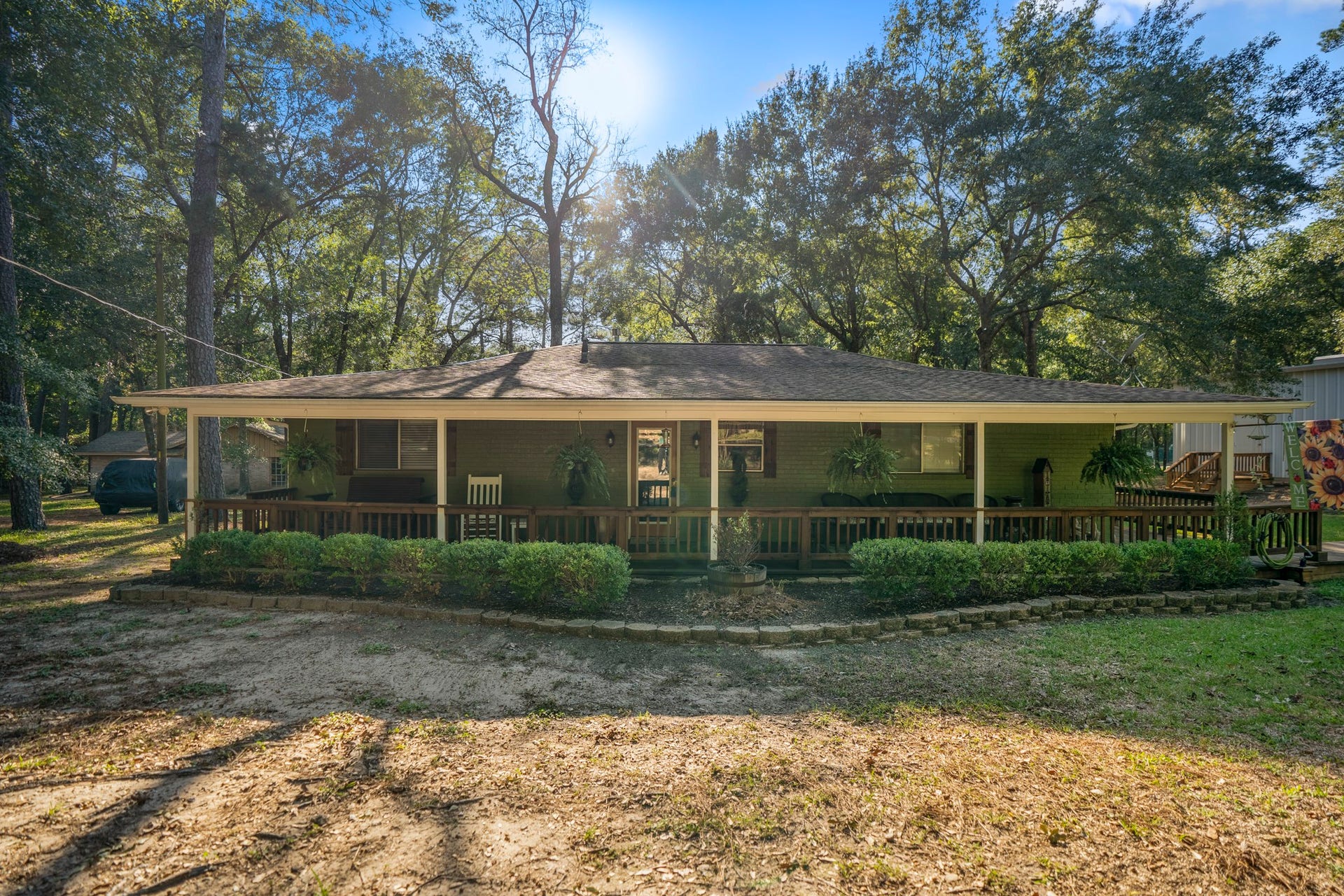 2001 Northshore Drive, Conroe, TX 77304