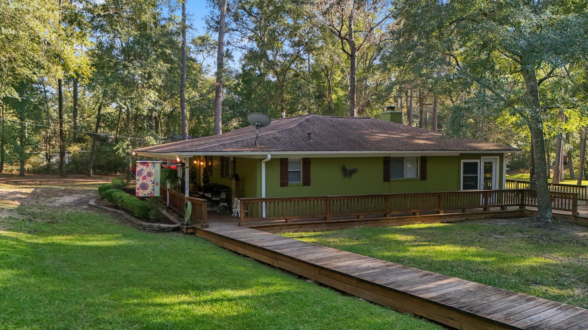 2001 Northshore Drive, Conroe, TX 77304