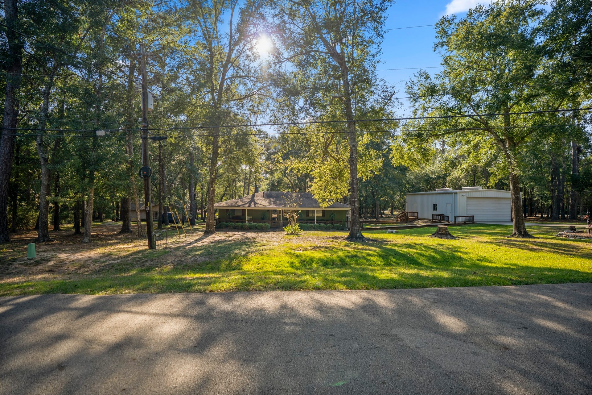 2001 Northshore Drive, Conroe, TX 77304