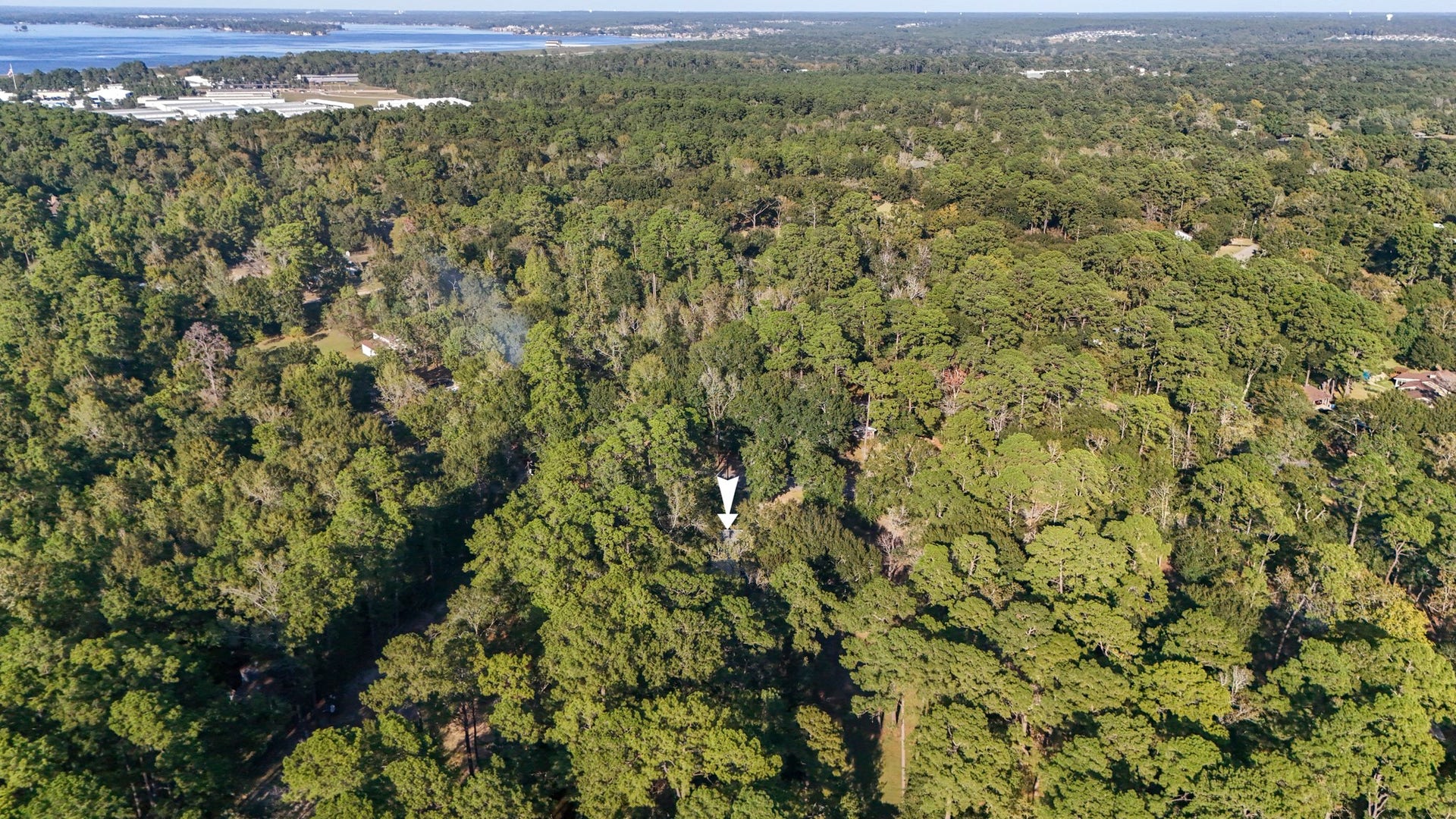 2001 Northshore Drive, Conroe, TX 77304