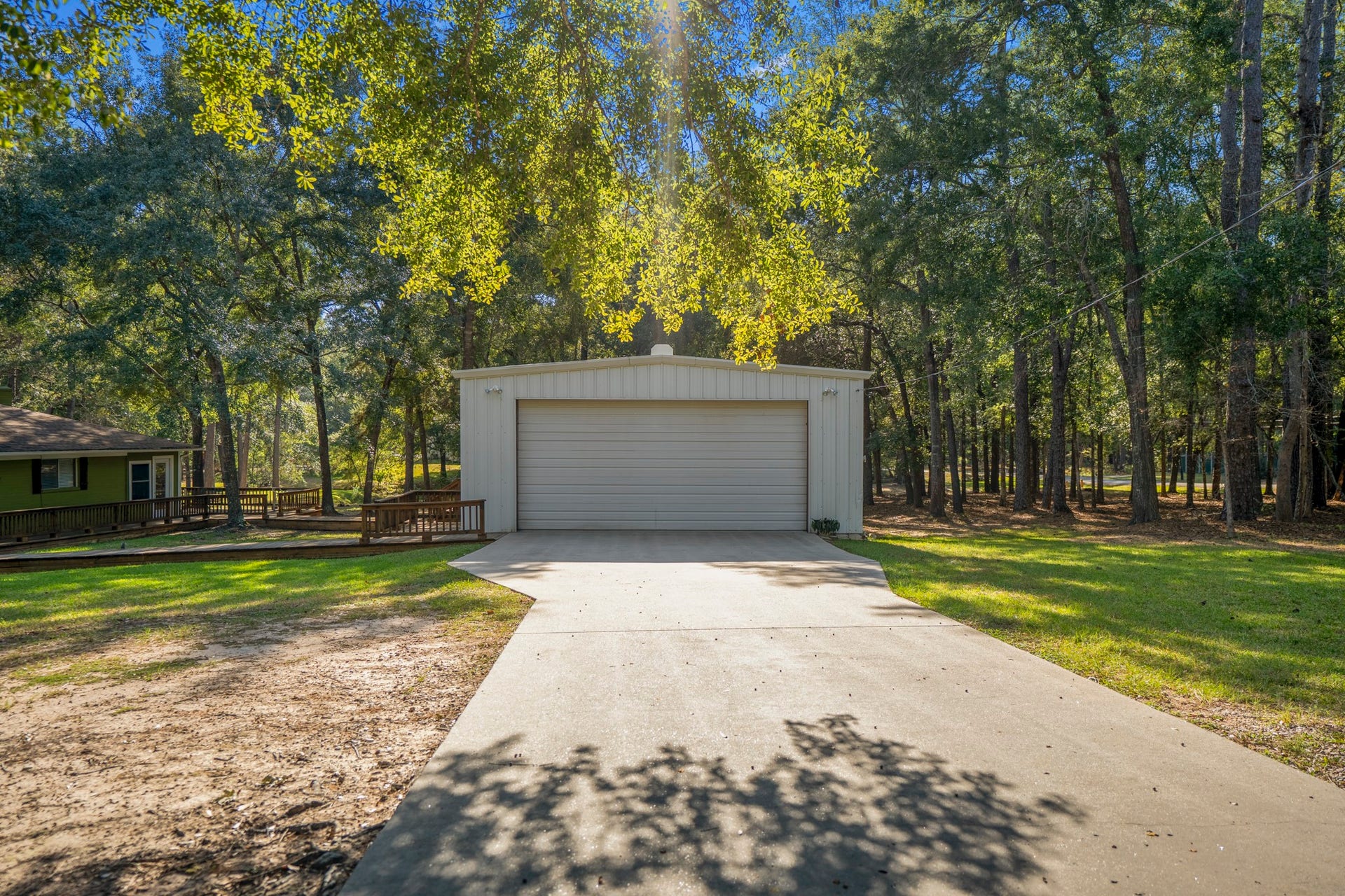 2001 Northshore Drive, Conroe, TX 77304