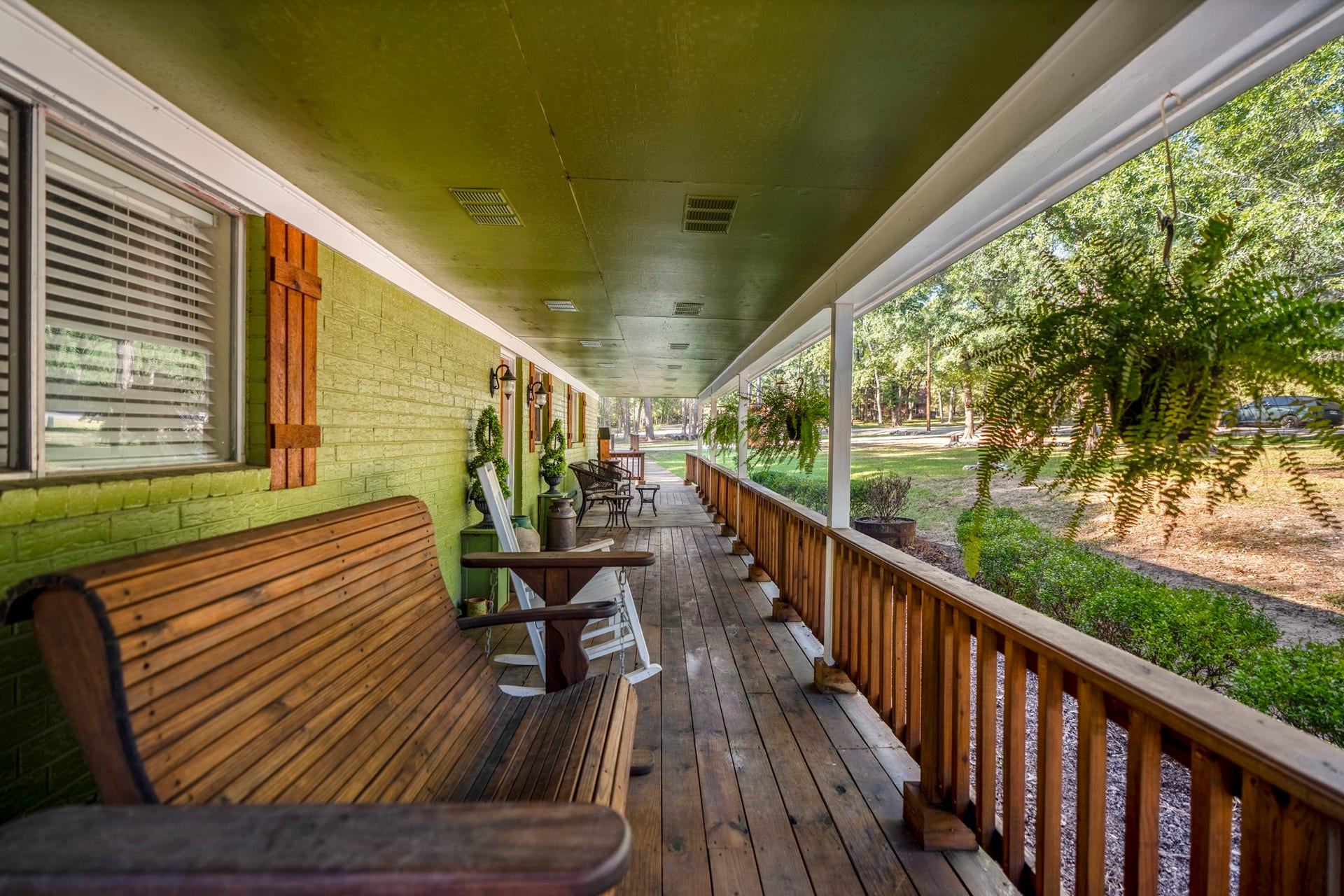 2001 Northshore Drive, Conroe, TX 77304