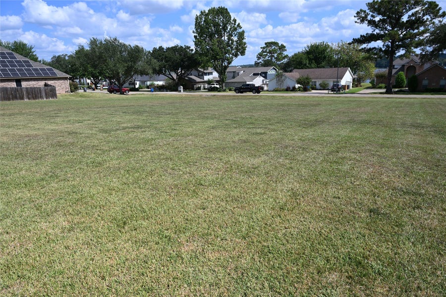 Property photo for NA East Shore Drive, Willis, TX