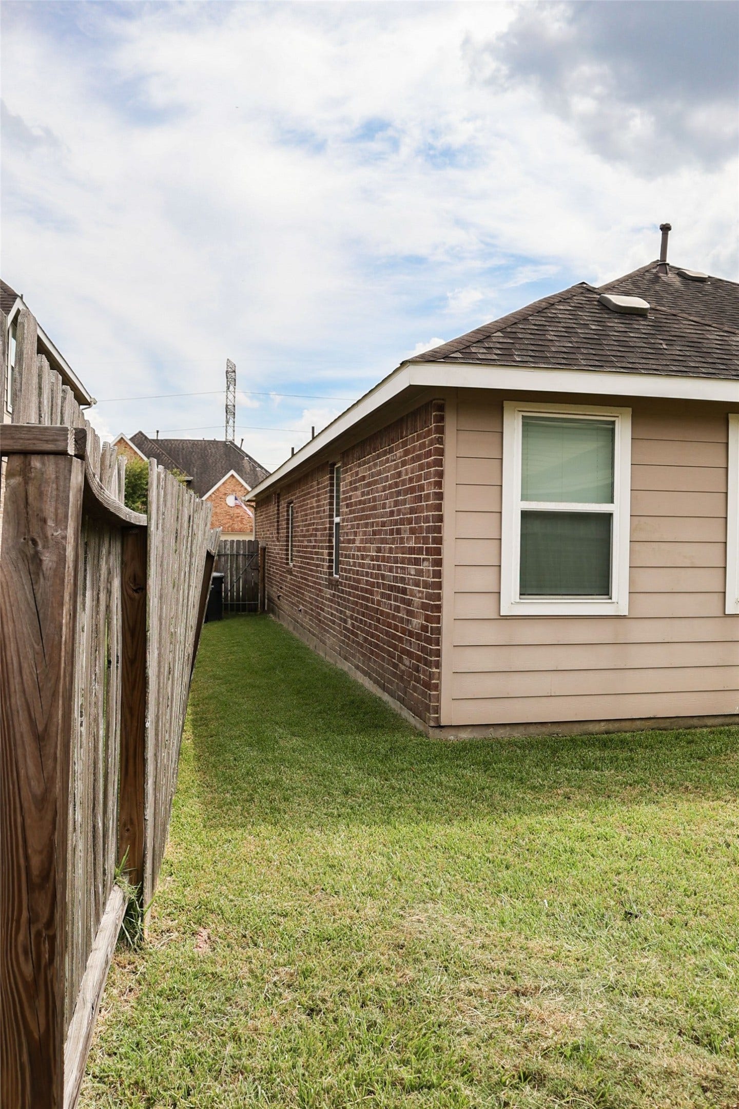4703 N Bella Court, Alvin, TX 77511 4703 N Bella Court, Alvin, TX 77511