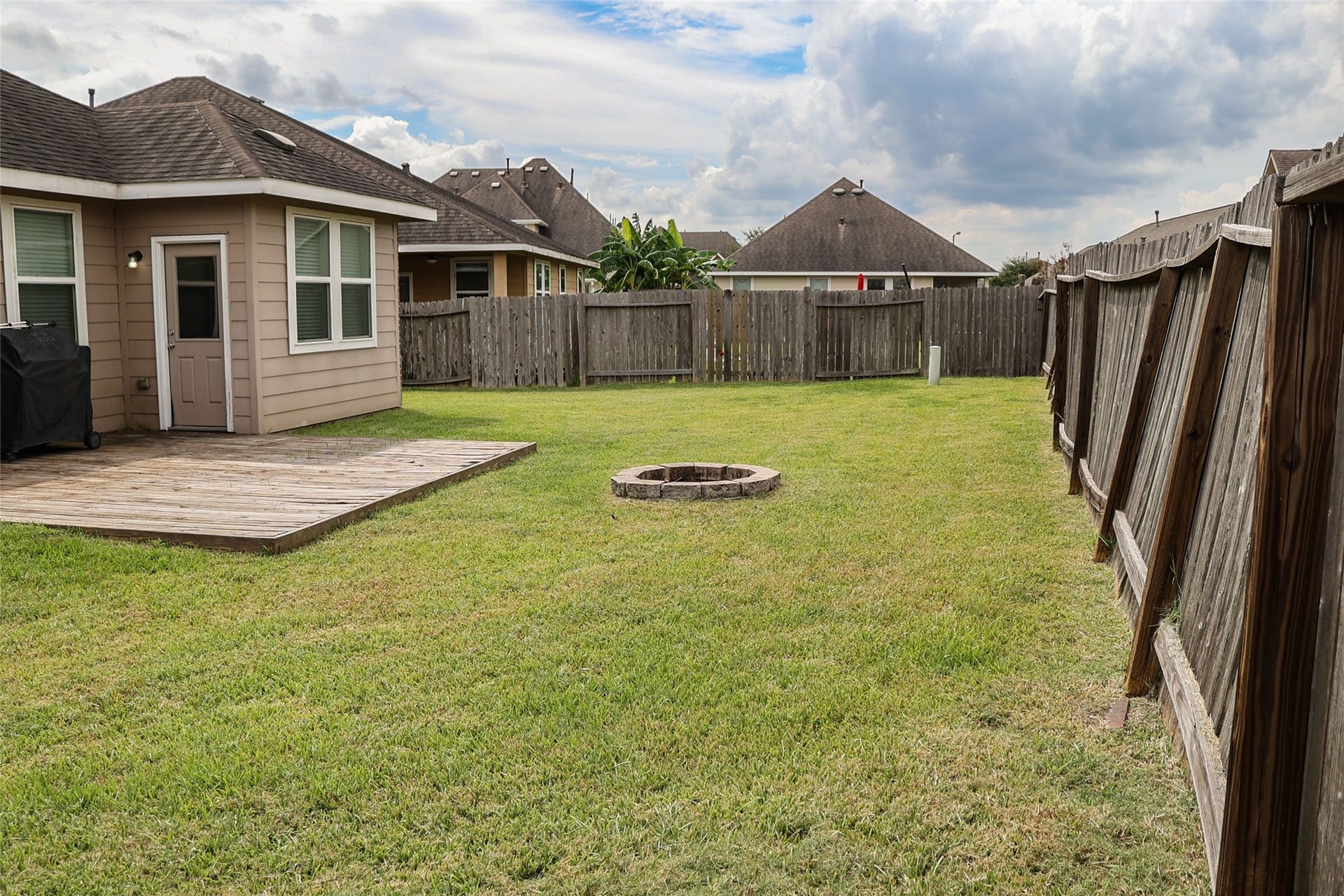 4703 N Bella Court, Alvin, TX 77511 4703 N Bella Court, Alvin, TX 77511