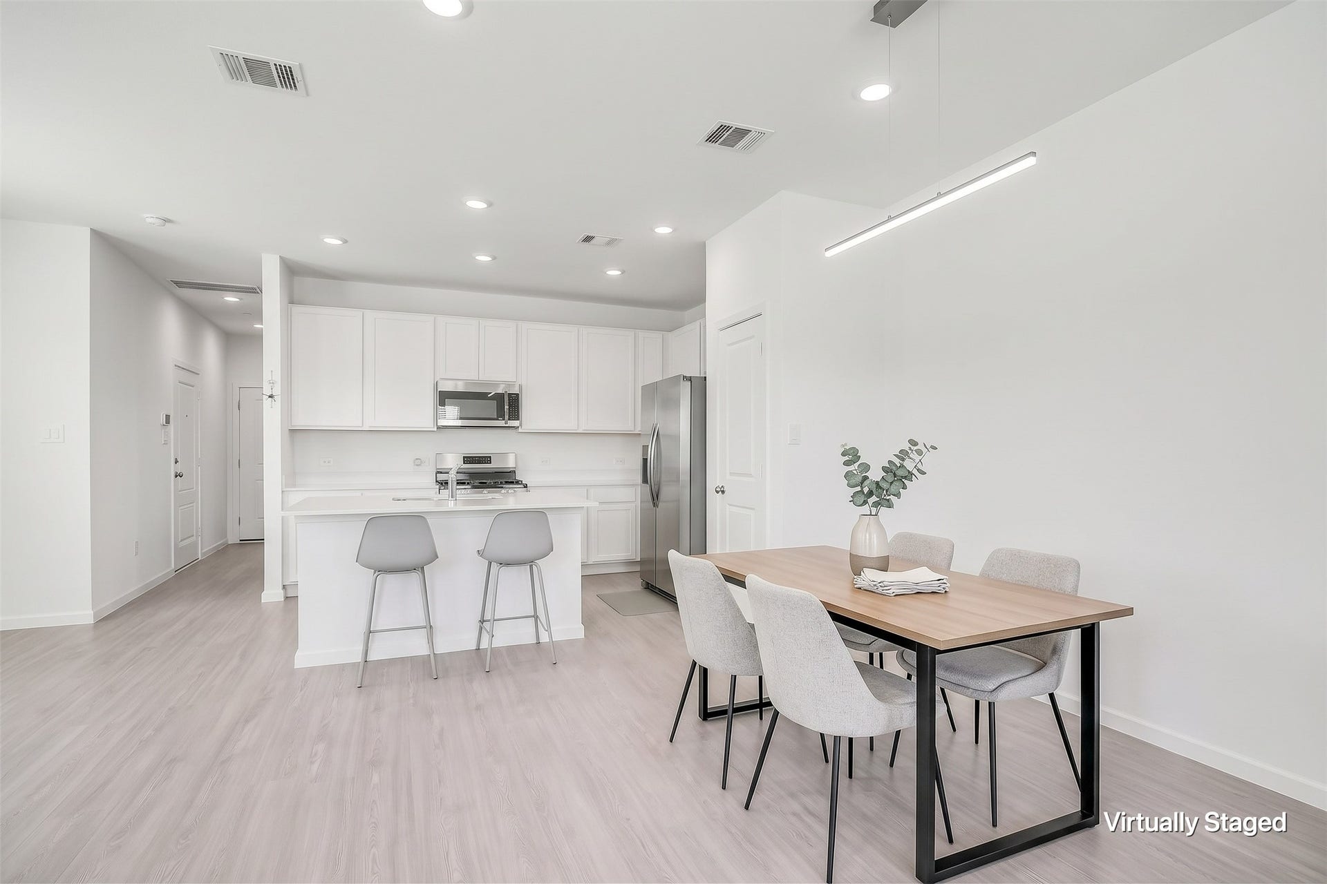 2160 Salinas Drive, Rosharon, TX 77583