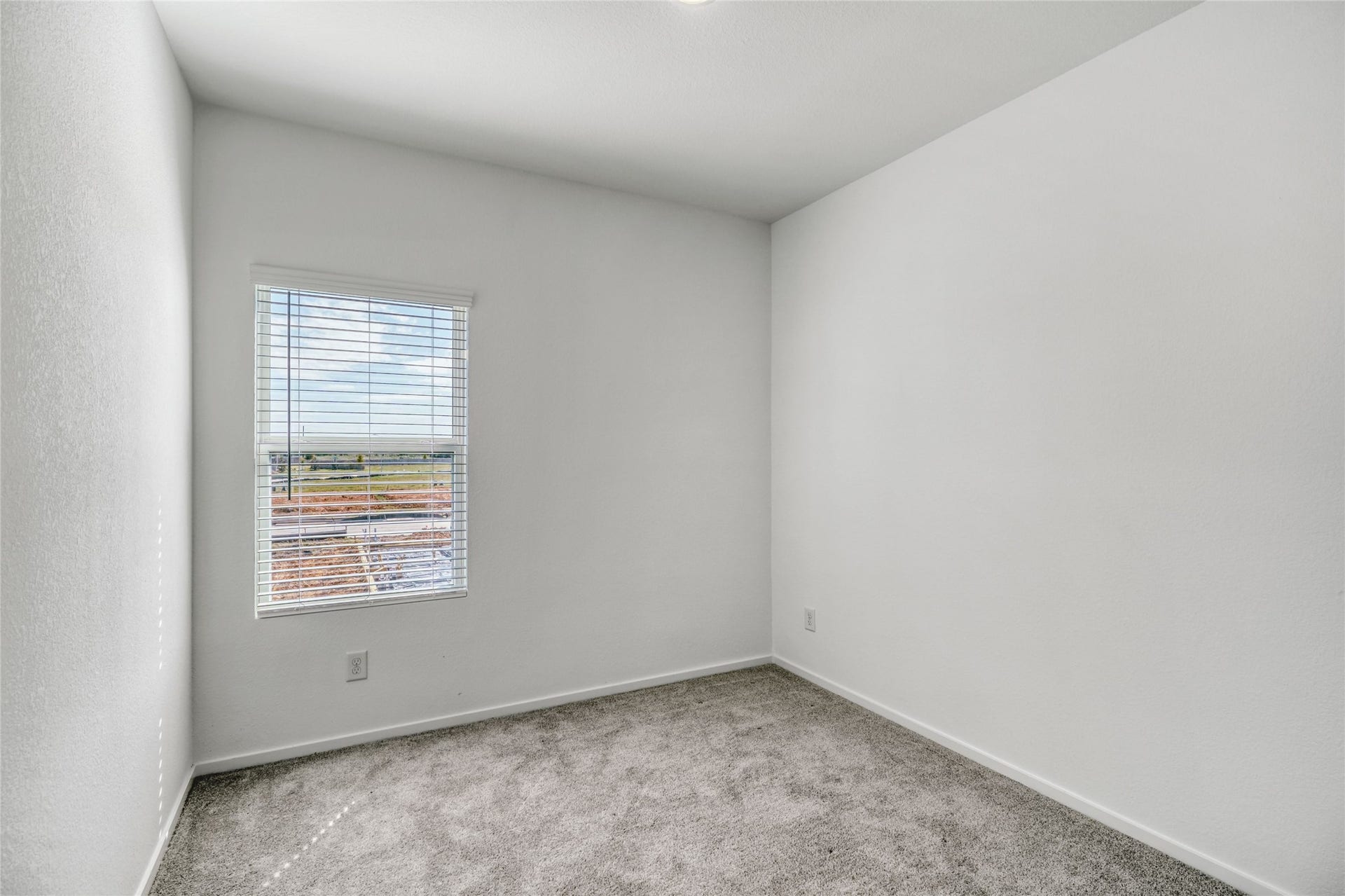 2160 Salinas Drive, Rosharon, TX 77583