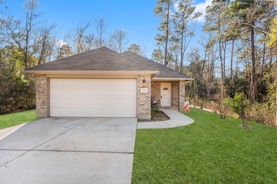 Property photo for 15120 Arrowhead Loop E, Willis, TX