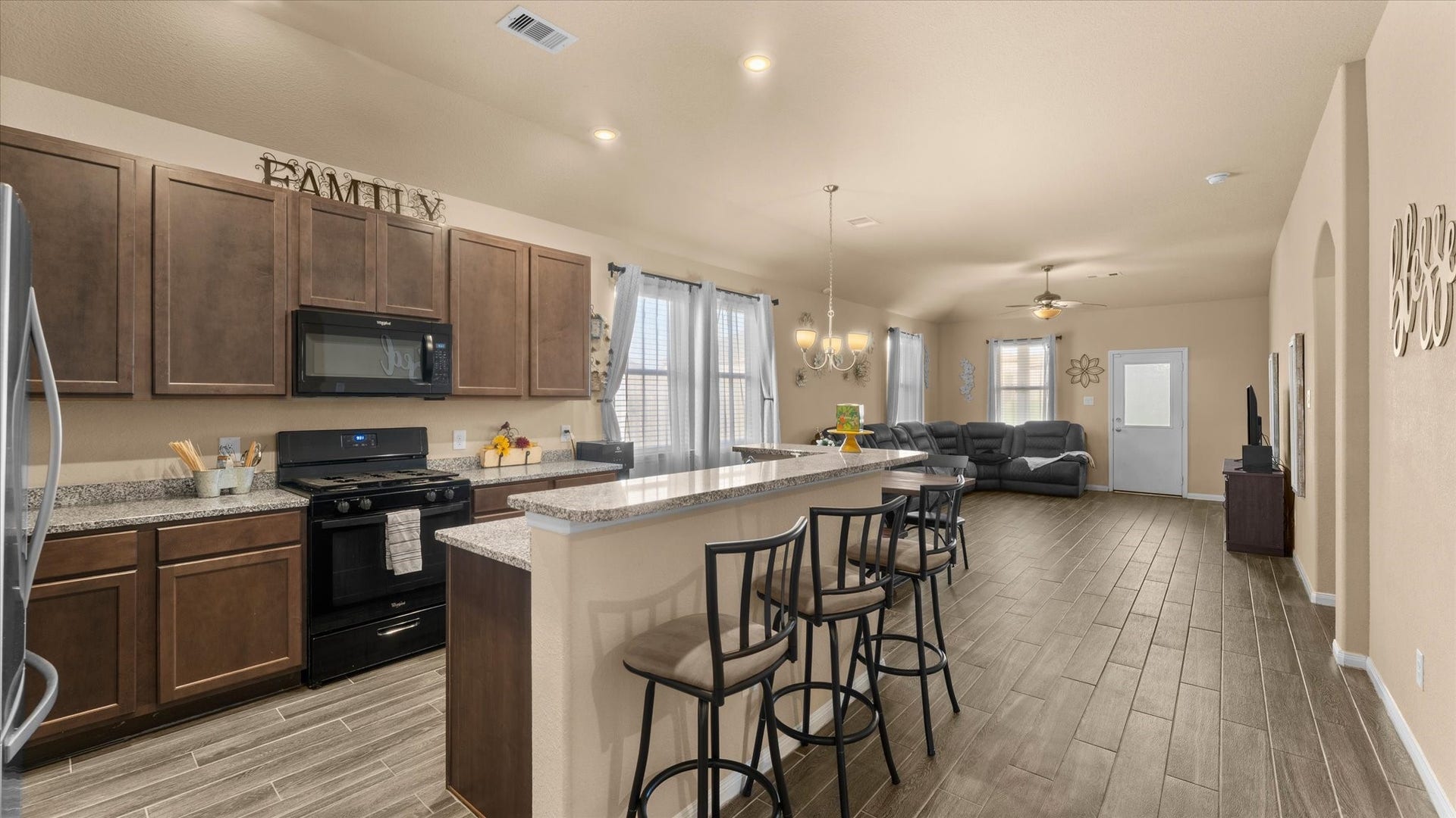 14105 Kamilia Road, Conroe, TX 77306 14105 Kamilia Road, Conroe, TX 77306
