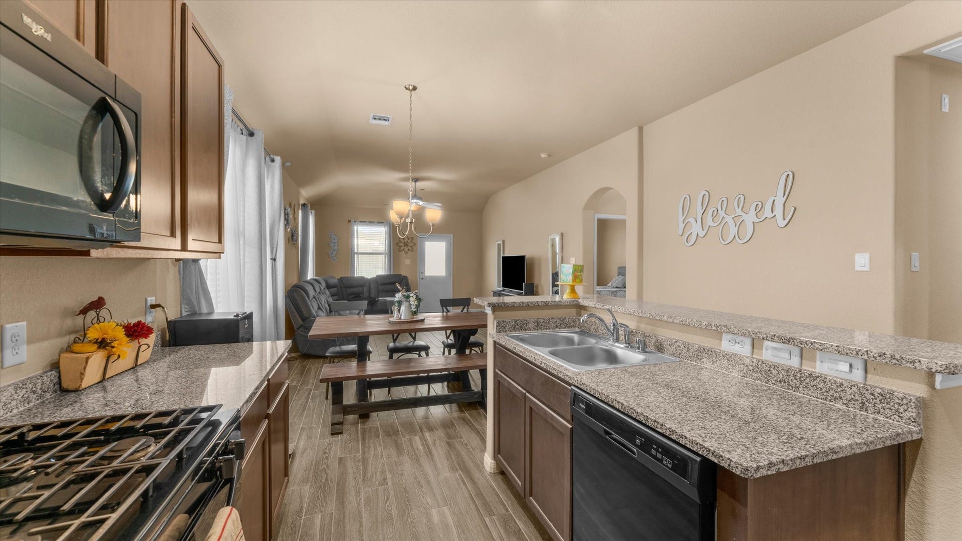 14105 Kamilia Road, Conroe, TX 77306 14105 Kamilia Road, Conroe, TX 77306