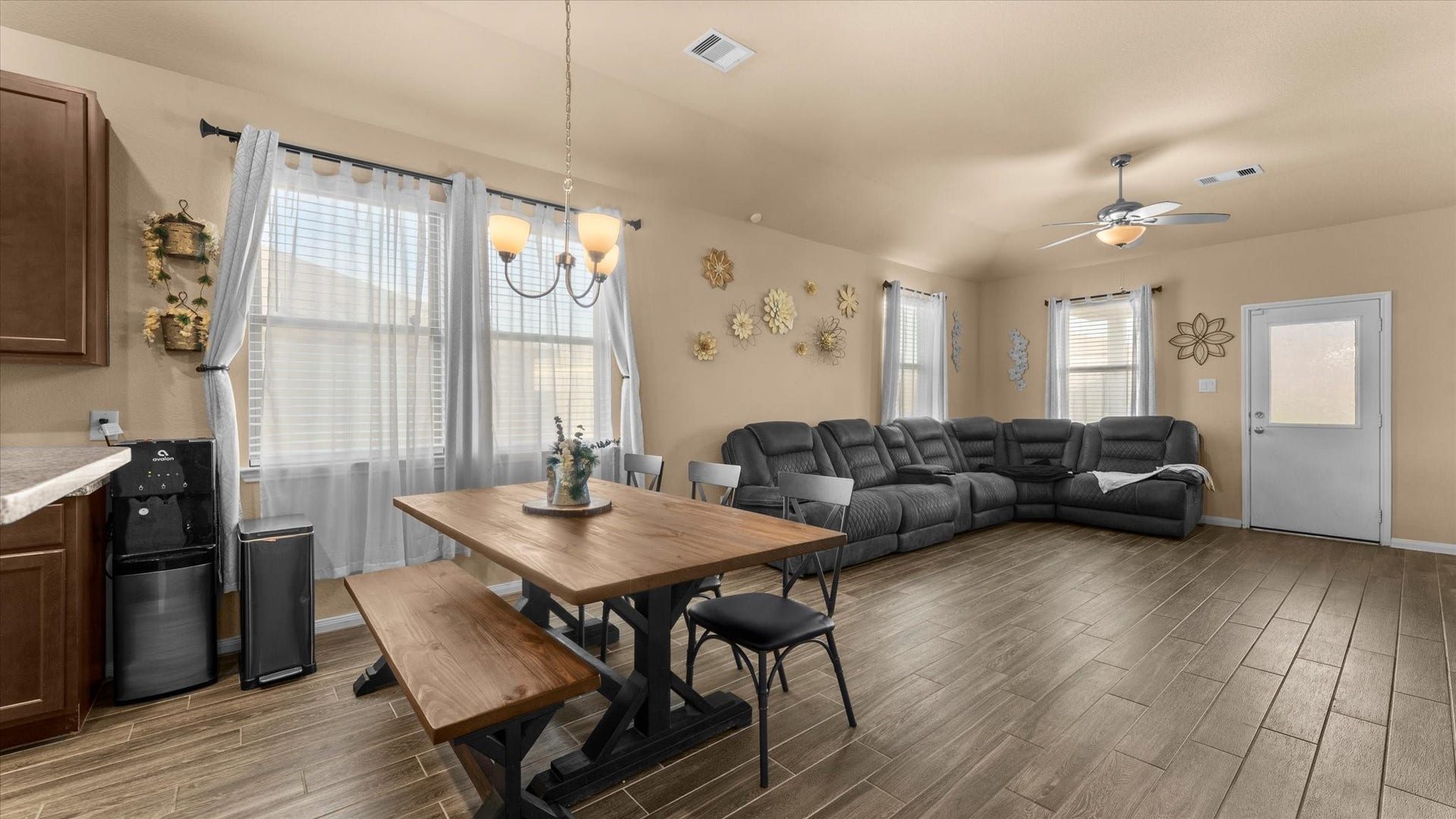 14105 Kamilia Road, Conroe, TX 77306 14105 Kamilia Road, Conroe, TX 77306