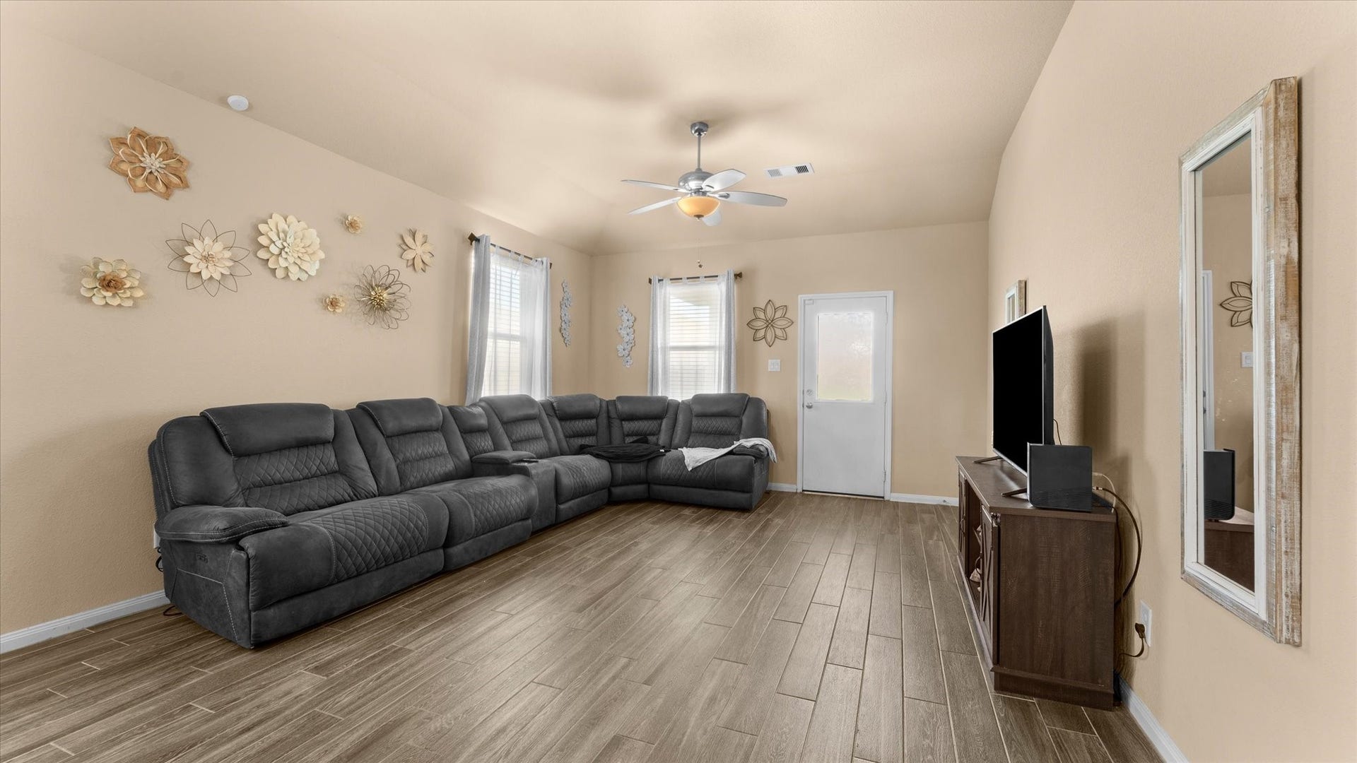 14105 Kamilia Road, Conroe, TX 77306 14105 Kamilia Road, Conroe, TX 77306