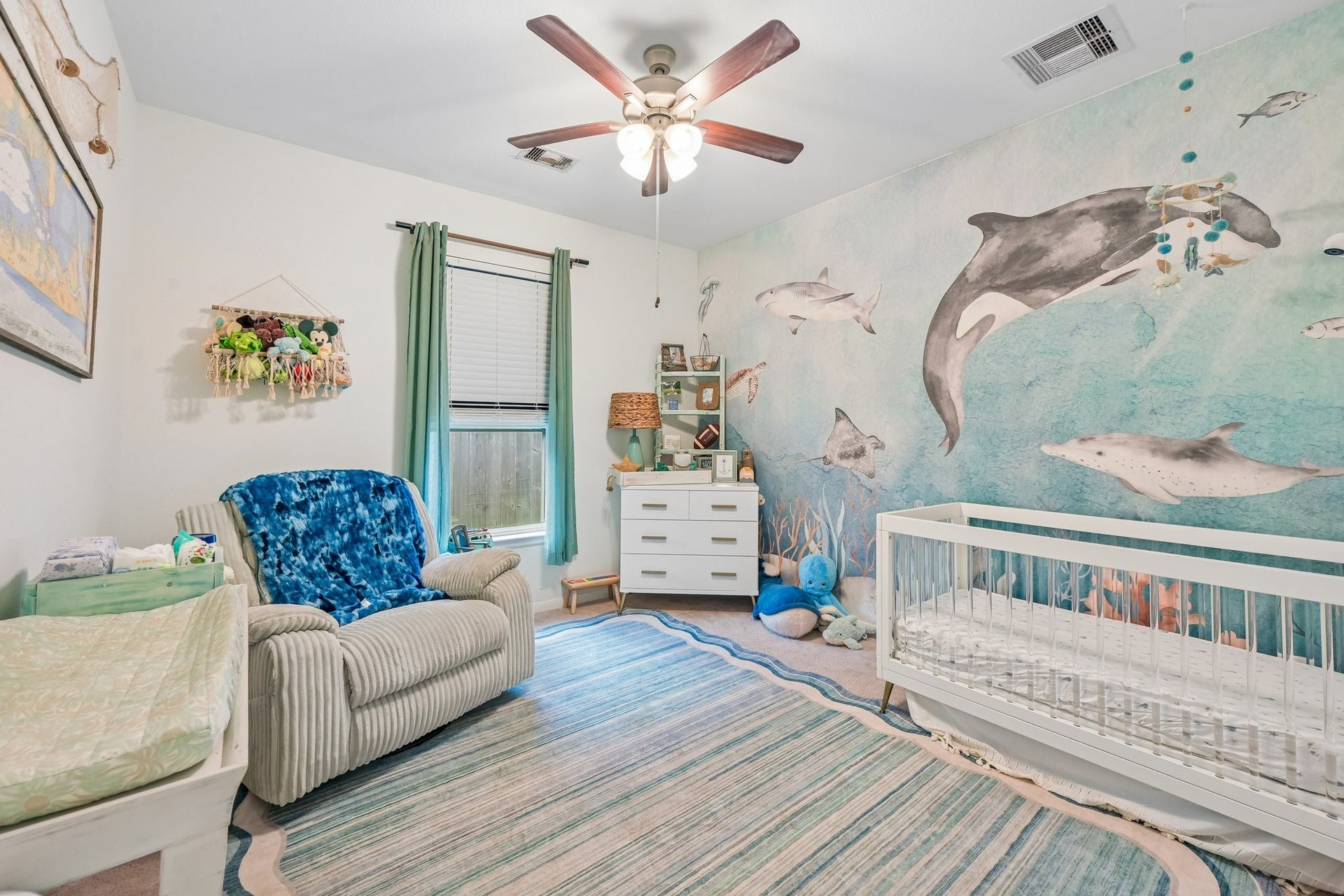 2513 Bayrose Drive, La Marque, TX 77568 third bedroom