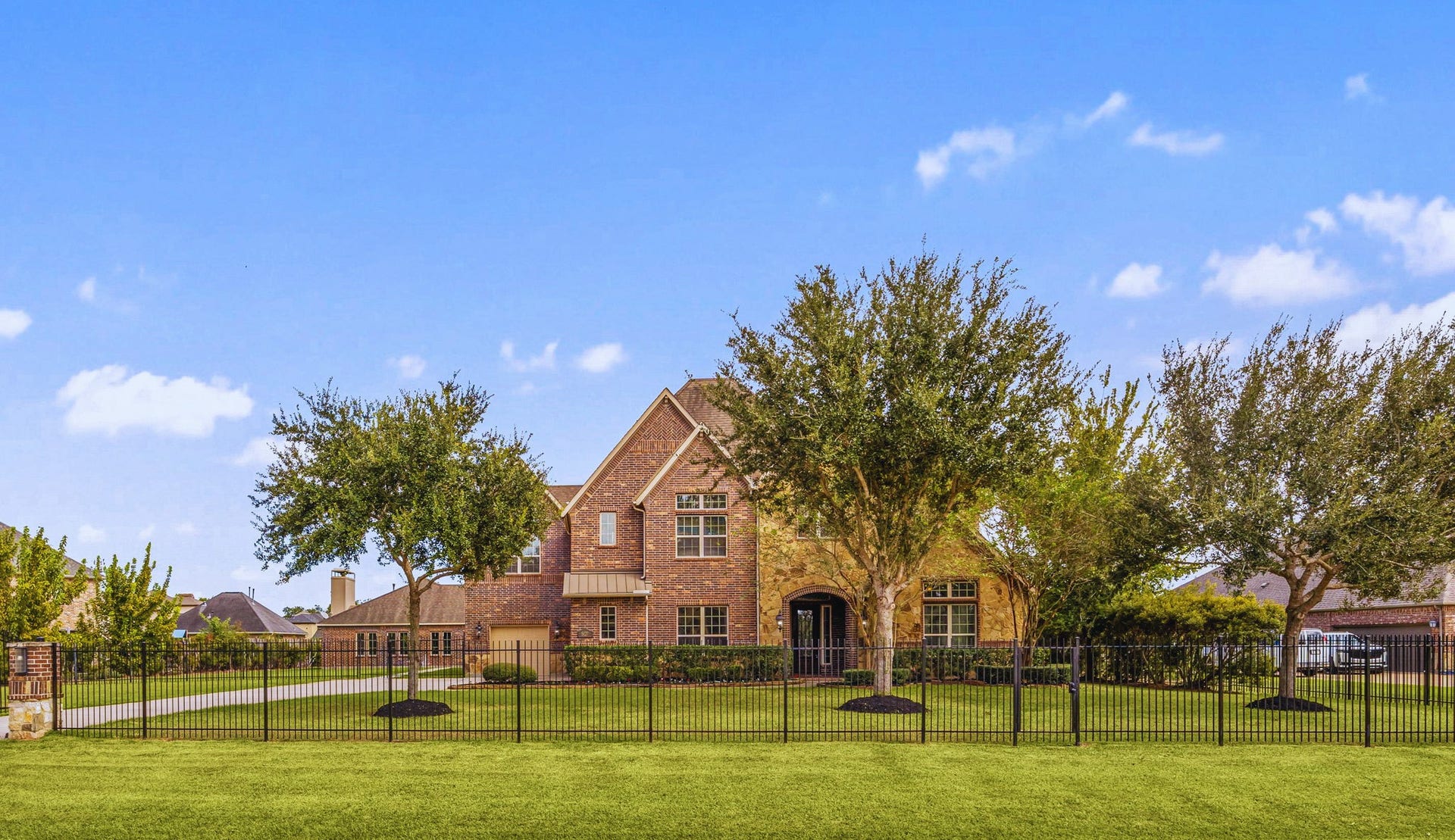 5127 Beekman Drive, Missouri City, TX 77459 Welcome to 5127 Beekman Drive, nestled on a private, acre-plus lot in the prestigious Manors at Silver Ridge community. This estate offers a spacious backyard with a pool and a detached casita for even more room to live and entertain.