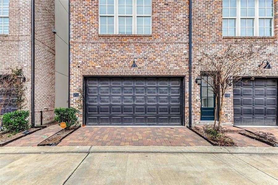 Property photo for 2722 Dolce Oaks Drive, Houston, TX