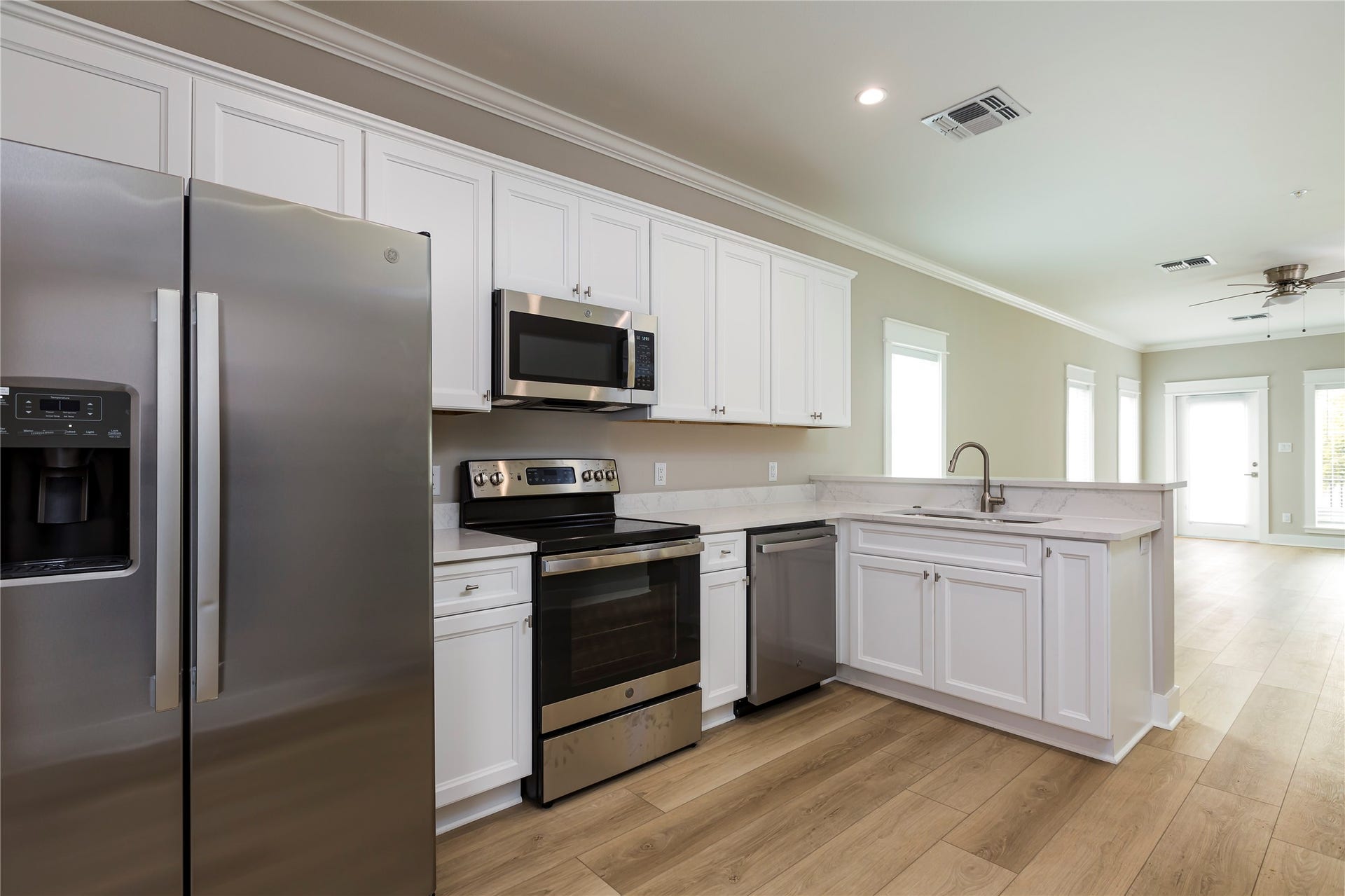 12 Evia Main Unit 2202 Street, #2202, Galveston, TX 77554 12 Evia Main Unit 2202 Street, #2202, Galveston, TX 77554