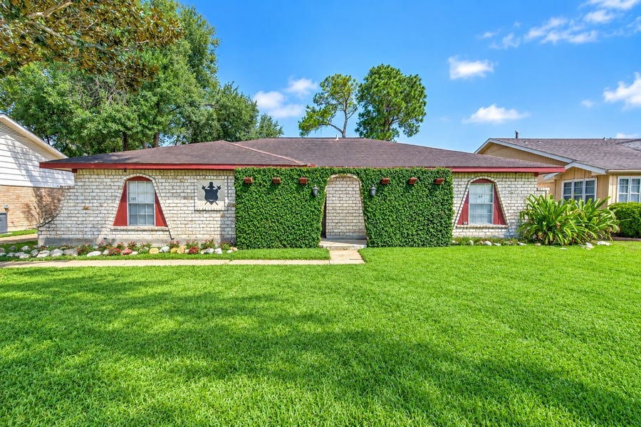 Property photo for 11406 High Star Drive, Houston, TX