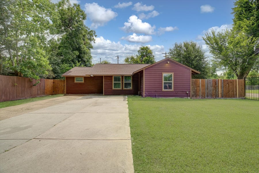 Property photo for 8159 Glenhollow Drive, Houston, TX